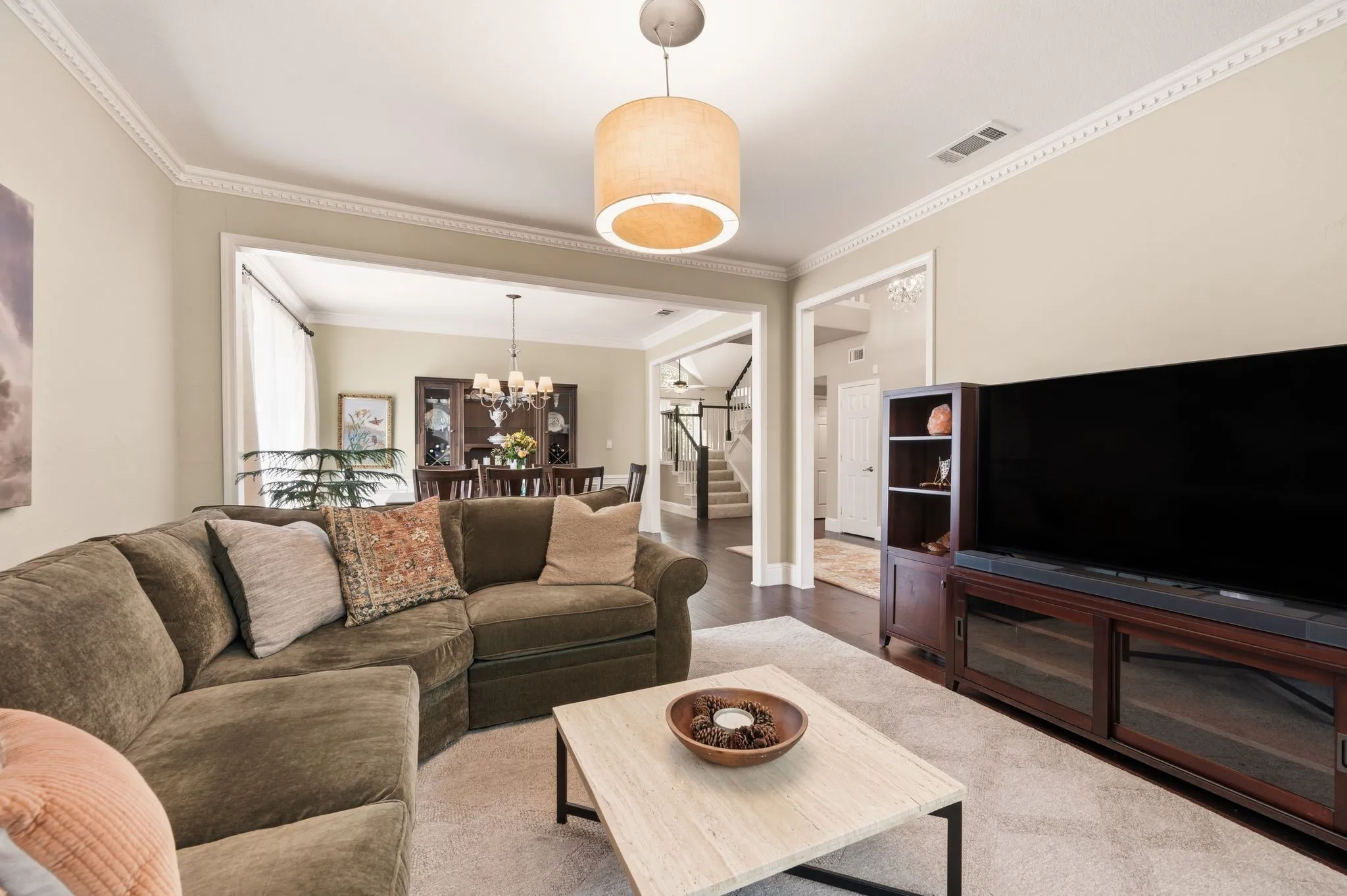 Single Family Residence For Sale in Denton County , 2013 Concord Drive, Flower Mound, Texas 75022, 4 Bedroom, 3 Bathroom, 3 Garage spaces, 3,029 Sqft, built in 1992, mls#21342884, Real Estate Agent in Flower Mound, Homes For Sale in Denton county, Homes For Sale in Flower Mound, Realtor in Flower Mound Texas, Real Estate Brokerage Independent Realty Texas, Luminita Cordes Realtor