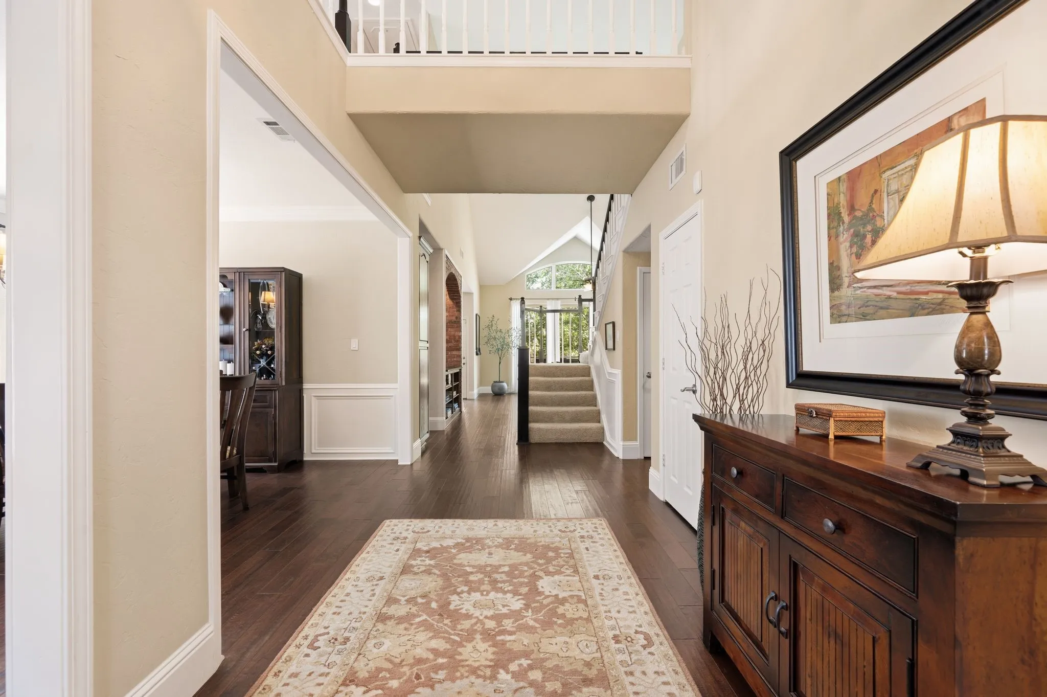 Single Family Residence For Sale in Denton County , 2013 Concord Drive, Flower Mound, Texas 75022, 4 Bedroom, 3 Bathroom, 3 Garage spaces, 3,029 Sqft, built in 1992, mls#21342884, Real Estate Agent in Flower Mound, Homes For Sale in Denton county, Homes For Sale in Flower Mound, Realtor in Flower Mound Texas, Real Estate Brokerage Independent Realty Texas, Luminita Cordes Realtor