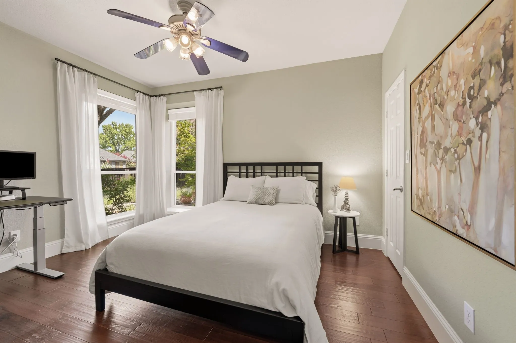 Single Family Residence For Sale in Denton County , 2013 Concord Drive, Flower Mound, Texas 75022, 4 Bedroom, 3 Bathroom, 3 Garage spaces, 3,029 Sqft, built in 1992, mls#21342884, Real Estate Agent in Flower Mound, Homes For Sale in Denton county, Homes For Sale in Flower Mound, Realtor in Flower Mound Texas, Real Estate Brokerage Independent Realty Texas, Luminita Cordes Realtor