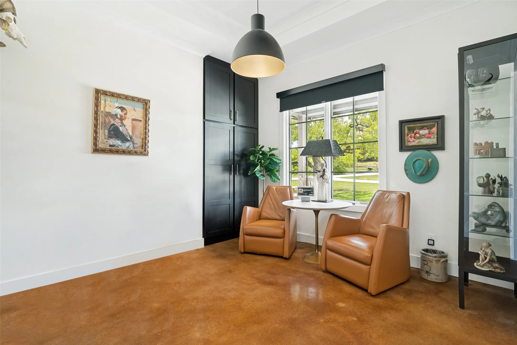 Office or dining room, built in cabinetry could be closet for 5th bedroom