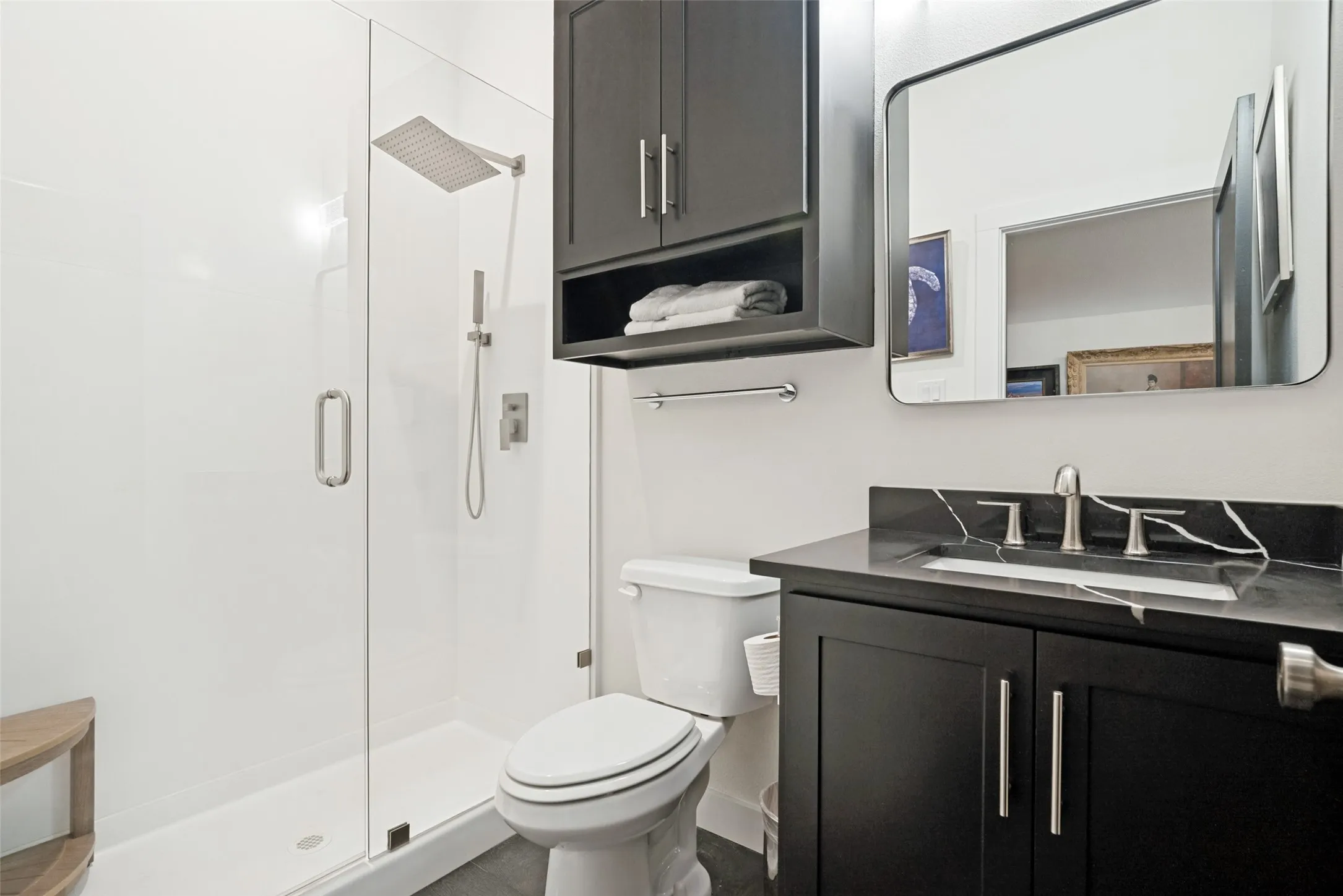 Attached bath, tile shower