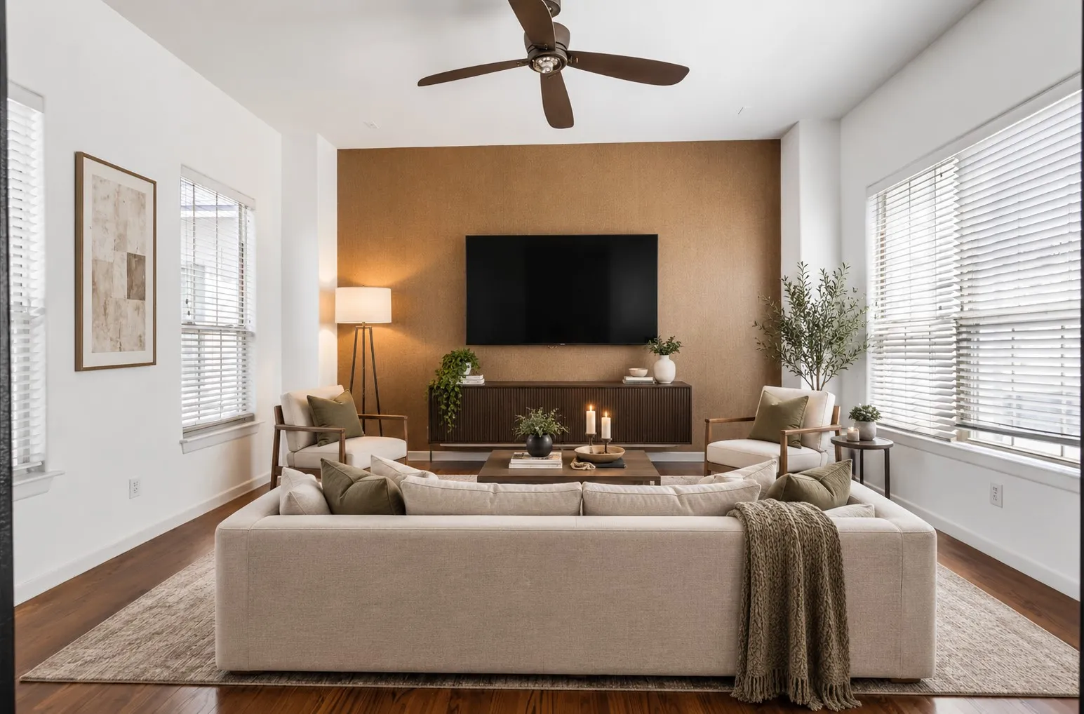Townhouse For Rent in Dallas County , 4116 N Hall Street, Dallas, Texas 75219, 2 Bedroom, 2 Bathroom, 2 Garage spaces, 1,676 Sqft, built in 1999, mls#21342935, Real Estate Agent in Dallas, Homes For Rent in Dallas county, Homes For Rent in Dallas, Realtor in Dallas Texas, Real Estate Brokerage Independent Realty Texas, Luminita Cordes Realtor