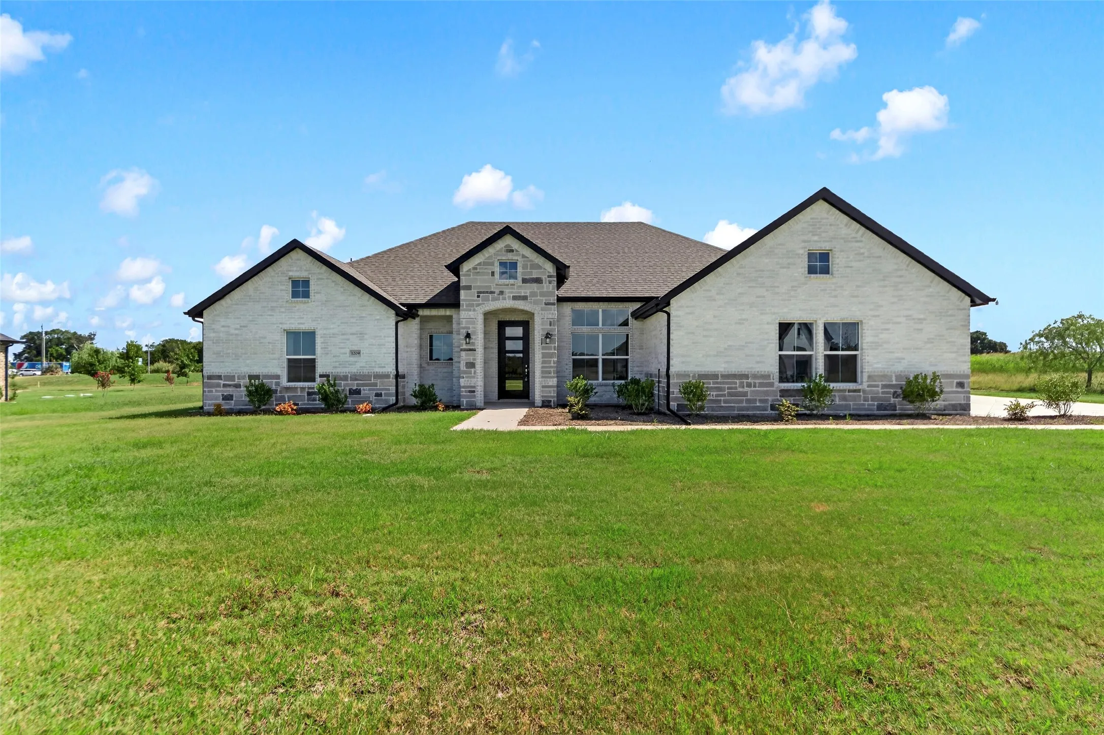 Single Family Residence For Sale in Kaufman County , 1209 DEERFIELD Drive, Wills Point, Texas 75169, 3 Bedrooms, 2 Bathrooms, 3 Garage spaces, 2,591 Sqft, built in 2026, Price $559,900, mls#21340990, Real Estate Agent in Wills Point, Homes For Sale in Kaufman county, Homes For Sale in Wills Point, Realtor in Wills Point Texas, Real Estate Brokerage Independent Realty Texas, Luminita Cordes Realtor