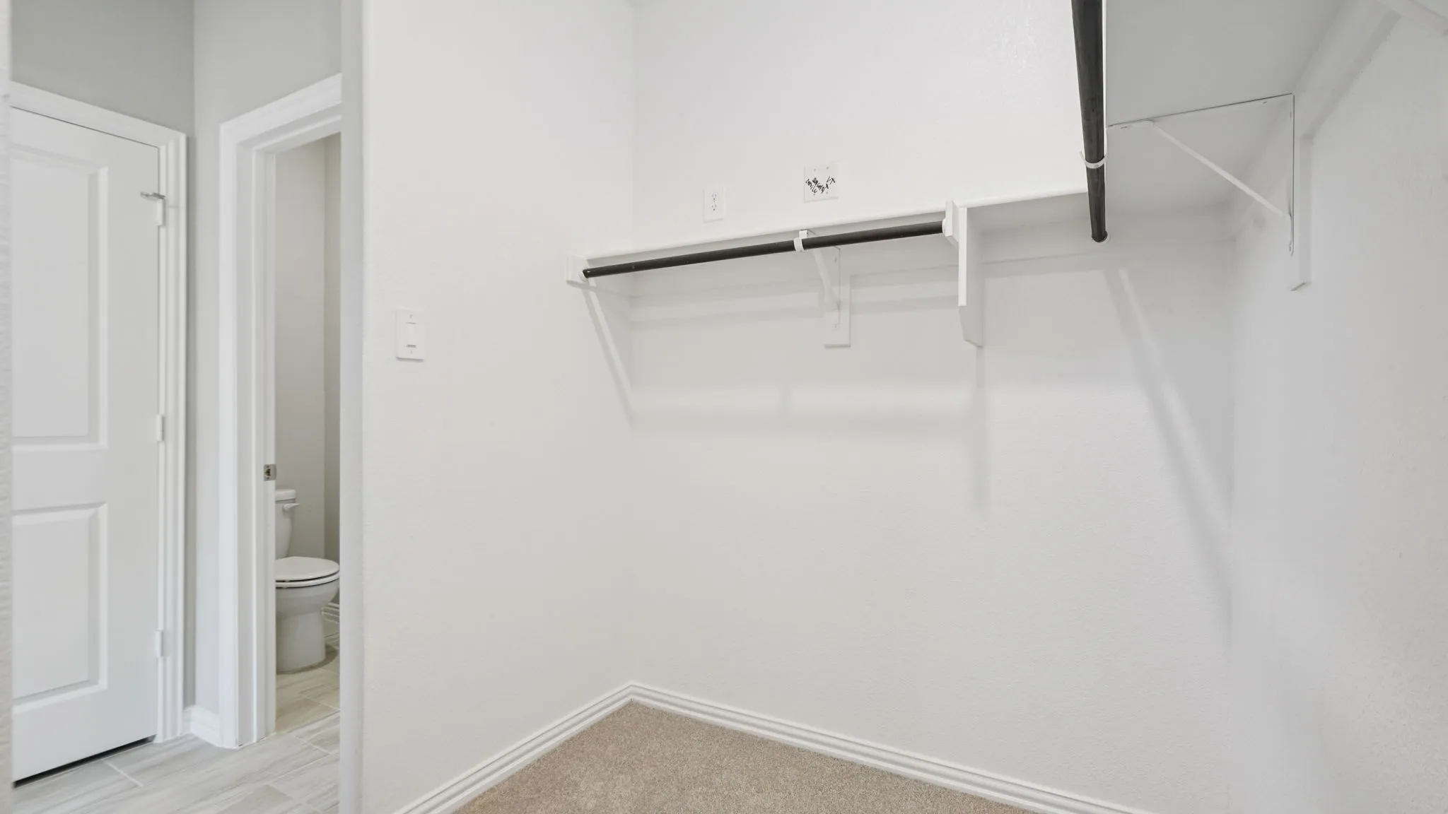 Photo is not of the actual home, but is an inspirational photo of builder’s model home and may depict options, furnishings, and/or decorator features that are not included
