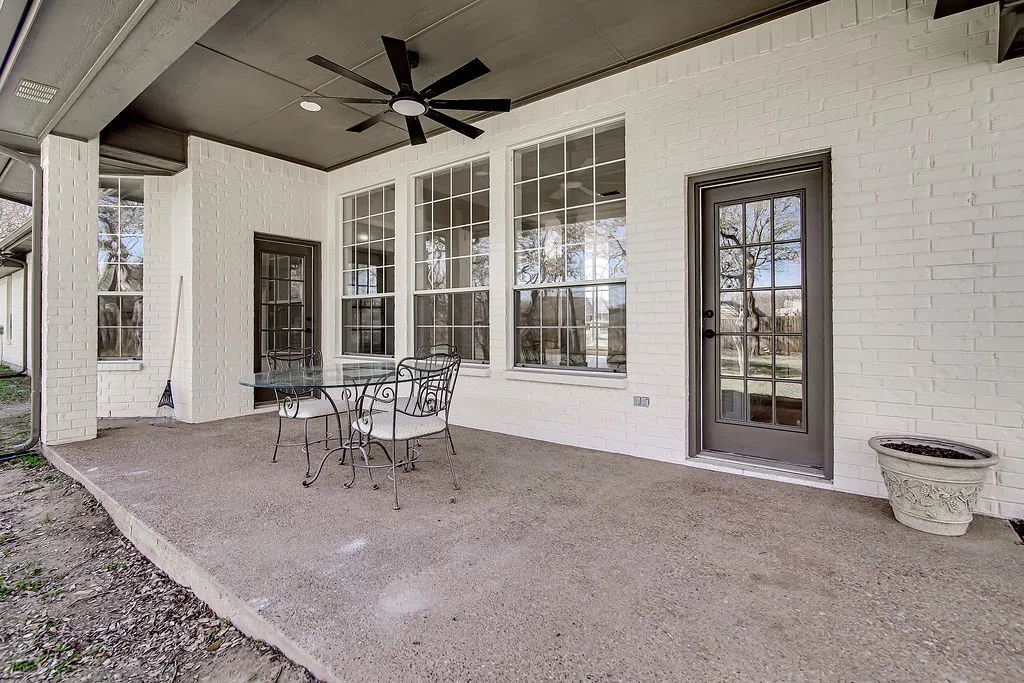 Single Family Residence For Rent in Parker County , 125 Devon Court, Weatherford, Texas 76087, 3 Bedroom, 3 Bathroom, 2 Garage spaces, 3,003 Sqft, built in 1996, mls#21343435, Real Estate Agent in Weatherford, Homes For Rent in Parker county, Homes For Rent in Weatherford, Realtor in Weatherford Texas, Real Estate Brokerage Independent Realty Texas, Luminita Cordes Realtor