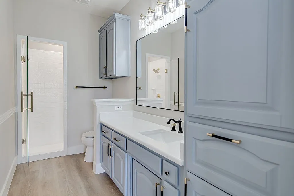 Single Family Residence For Rent in Parker County , 125 Devon Court, Weatherford, Texas 76087, 3 Bedroom, 3 Bathroom, 2 Garage spaces, 3,003 Sqft, built in 1996, mls#21343435, Real Estate Agent in Weatherford, Homes For Rent in Parker county, Homes For Rent in Weatherford, Realtor in Weatherford Texas, Real Estate Brokerage Independent Realty Texas, Luminita Cordes Realtor