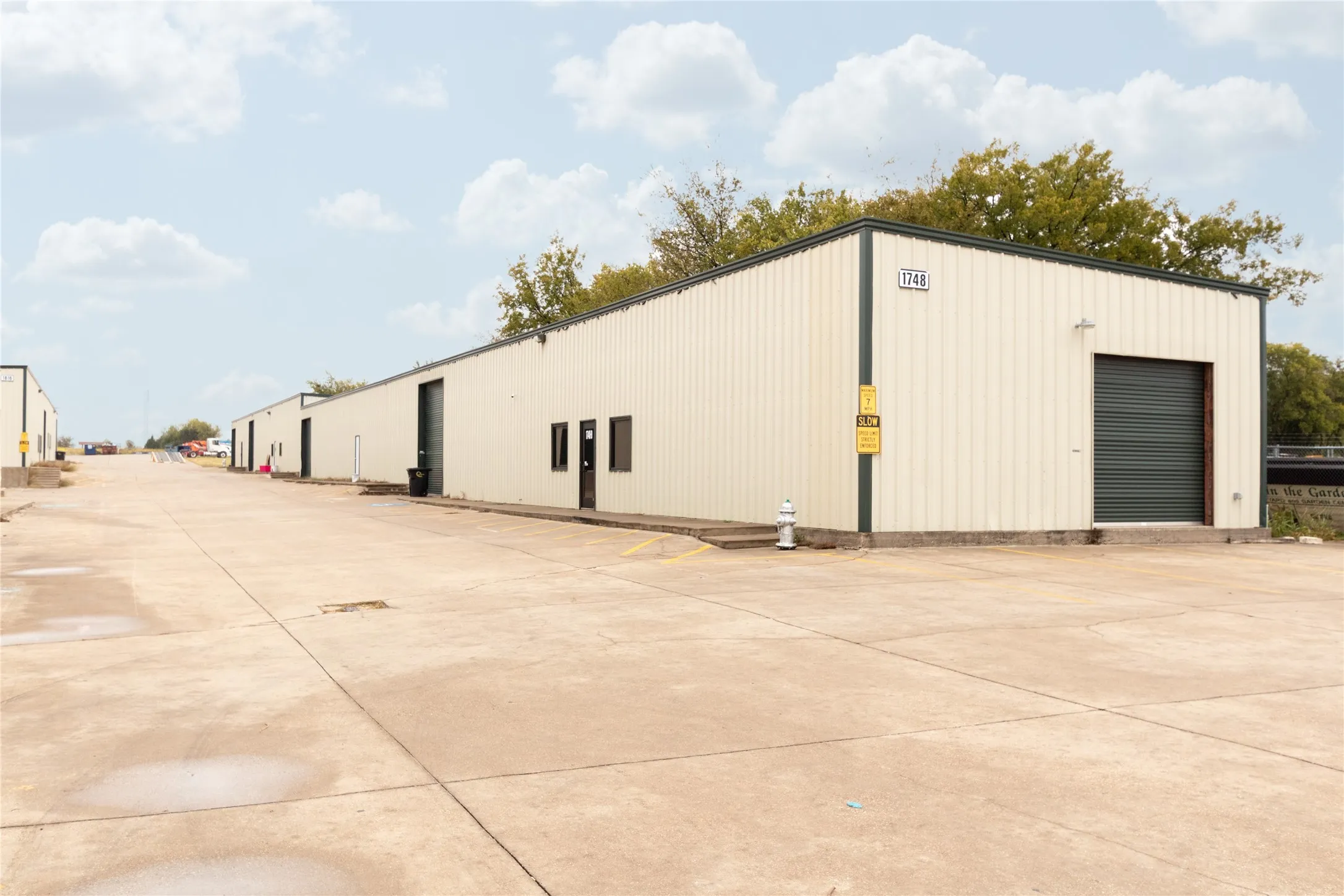 Industrial For Rent in Johnson County , 1748 N Main B, Cleburne, Texas 76033, 0, 0, Garage spaces, 0 Sqft, built in 1960, Price $2,100, mls#21343455, Real Estate Agent in Cleburne, Homes For Rent in Johnson county, Homes For Rent in Cleburne, Realtor in Cleburne Texas, Real Estate Brokerage Independent Realty Texas, Luminita Cordes Realtor
