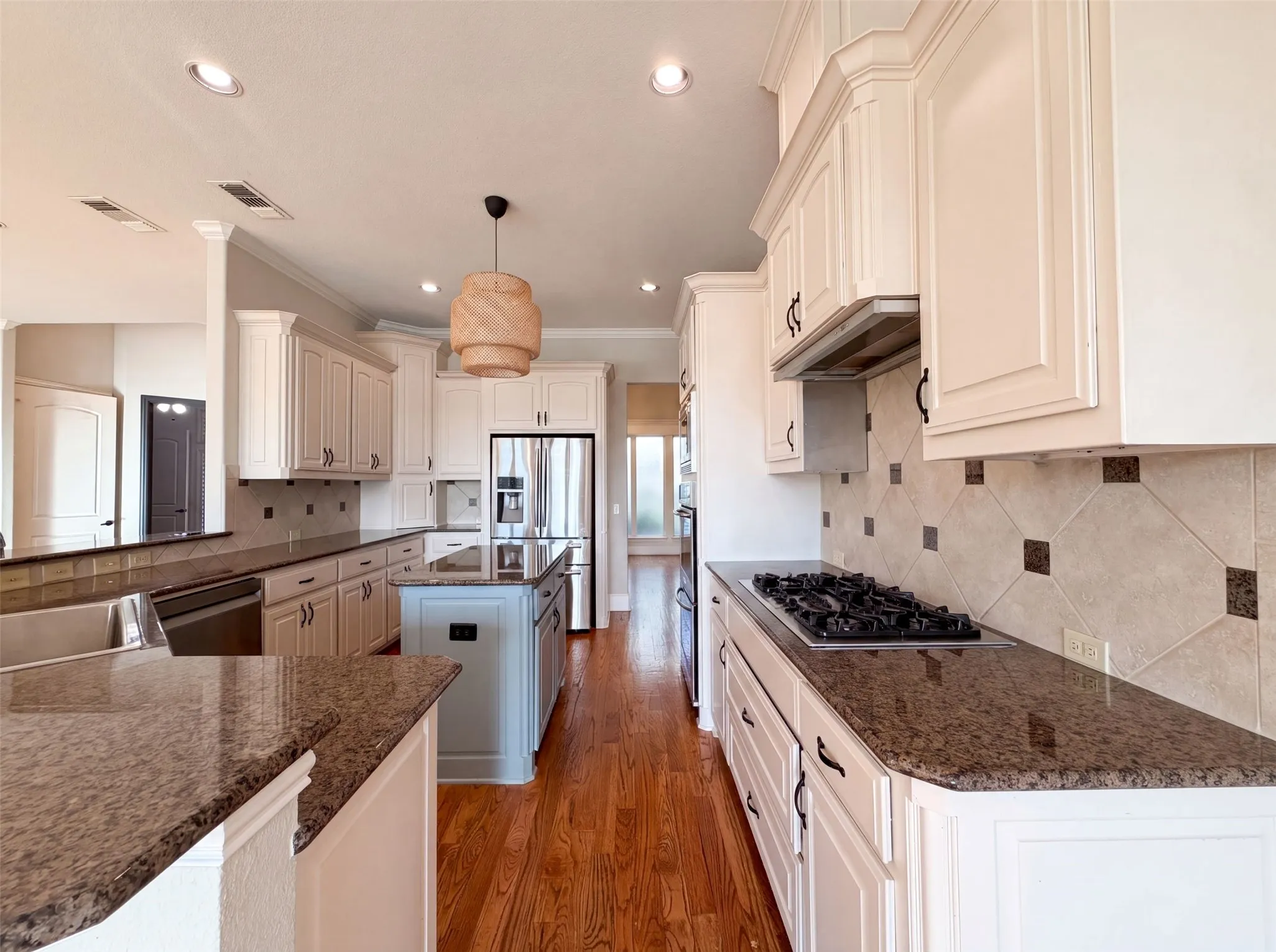 Single Family Residence For Sale in Collin County , 6530 Swallow Court, Celina, Texas 75071, 4 Bedroom, 3 Bathroom, 3 Garage spaces, 3,040 Sqft, built in 2005, mls#21343465, Real Estate Agent in Celina, Homes For Sale in Collin county, Homes For Sale in Celina, Realtor in Celina Texas, Real Estate Brokerage Independent Realty Texas, Luminita Cordes Realtor