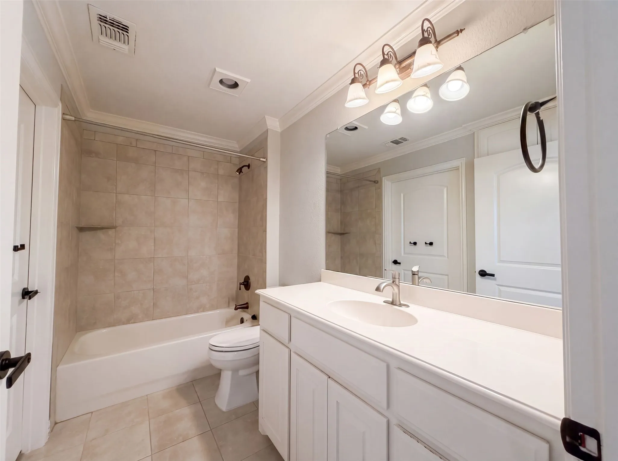 Single Family Residence For Sale in Collin County , 6530 Swallow Court, Celina, Texas 75071, 4 Bedroom, 3 Bathroom, 3 Garage spaces, 3,040 Sqft, built in 2005, mls#21343465, Real Estate Agent in Celina, Homes For Sale in Collin county, Homes For Sale in Celina, Realtor in Celina Texas, Real Estate Brokerage Independent Realty Texas, Luminita Cordes Realtor