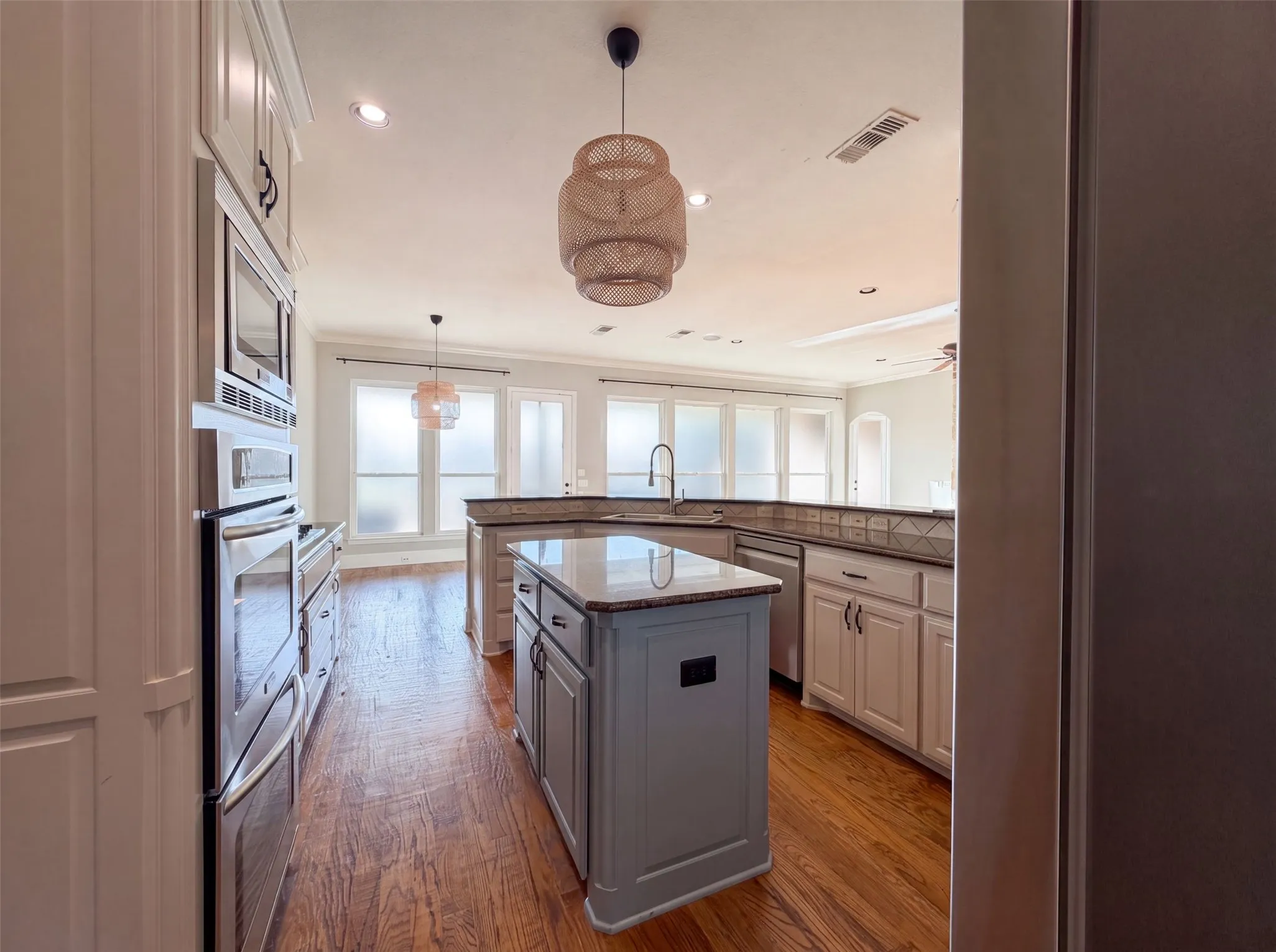 Single Family Residence For Sale in Collin County , 6530 Swallow Court, Celina, Texas 75071, 4 Bedroom, 3 Bathroom, 3 Garage spaces, 3,040 Sqft, built in 2005, mls#21343465, Real Estate Agent in Celina, Homes For Sale in Collin county, Homes For Sale in Celina, Realtor in Celina Texas, Real Estate Brokerage Independent Realty Texas, Luminita Cordes Realtor