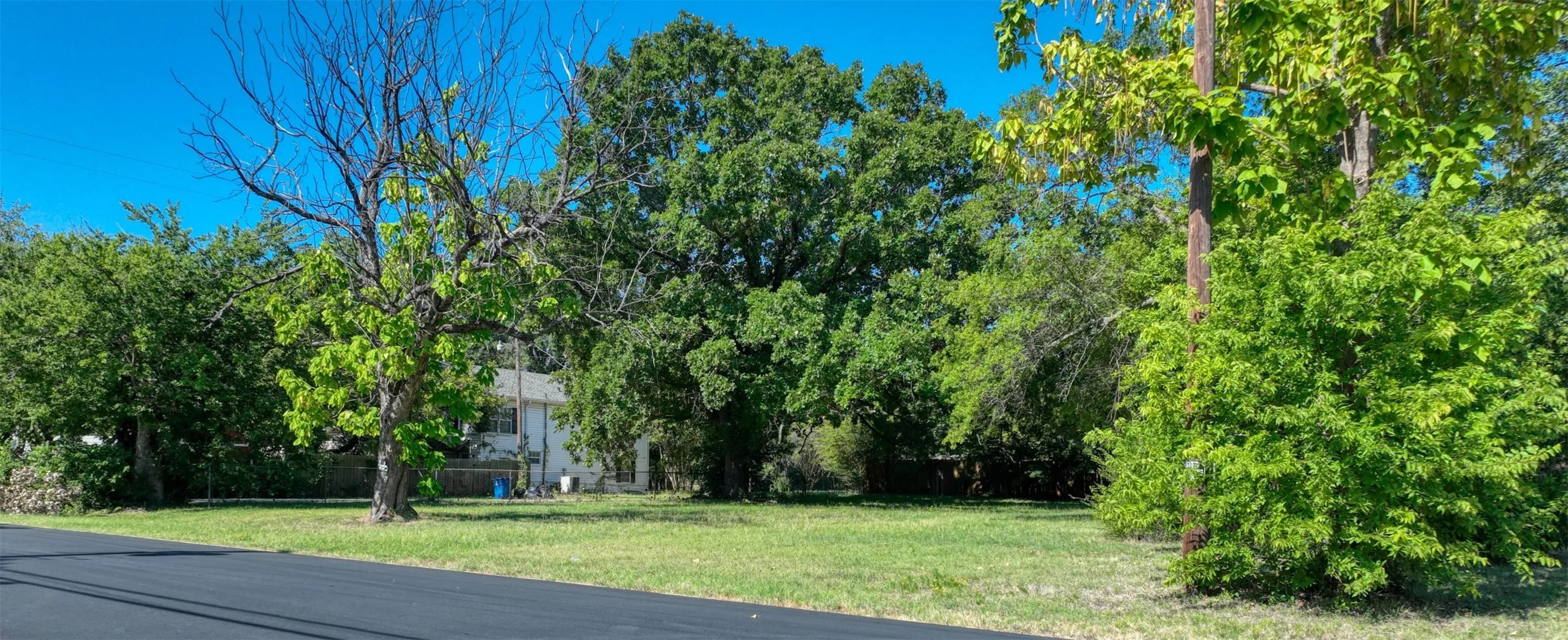 Unimproved Land For Sale in Kaufman County , TBD S Jackson Street, Kaufman, Texas 75142, 0, 0, Garage spaces, 0 Sqft, built in 0, Price $70,000, mls#21342568, Real Estate Agent in Kaufman, Homes For Sale in Kaufman county, Homes For Sale in Kaufman, Realtor in Kaufman Texas, Real Estate Brokerage Independent Realty Texas, Luminita Cordes Realtor