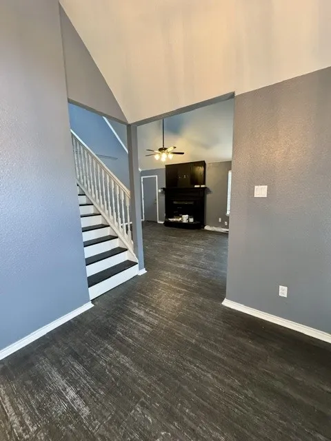 Single Family Residence For Rent in Hunt County , 9850 Kathy Lynn Place, Quinlan, Texas 75474, 3 Bedrooms, 3 Bathrooms, 2 Garage spaces, 1,816 Sqft, built in 1996, Price $1,850, mls#21337665, Real Estate Agent in Quinlan, Homes For Rent in Hunt county, Homes For Rent in Quinlan, Realtor in Quinlan Texas, Real Estate Brokerage Independent Realty Texas, Luminita Cordes Realtor