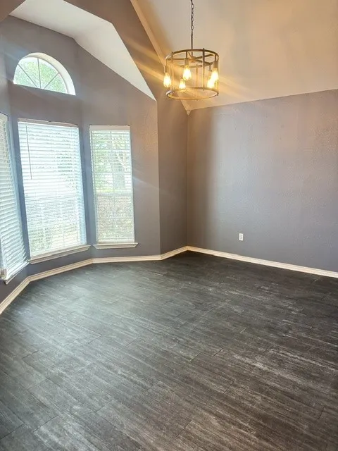 Single Family Residence For Rent in Hunt County , 9850 Kathy Lynn Place, Quinlan, Texas 75474, 3 Bedrooms, 3 Bathrooms, 2 Garage spaces, 1,816 Sqft, built in 1996, Price $1,850, mls#21337665, Real Estate Agent in Quinlan, Homes For Rent in Hunt county, Homes For Rent in Quinlan, Realtor in Quinlan Texas, Real Estate Brokerage Independent Realty Texas, Luminita Cordes Realtor