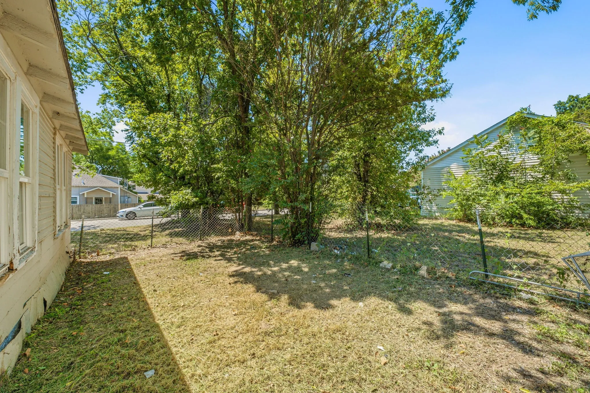Single Family Residence For Sale in Erath County , 490 S First Avenue, Stephenville, Texas 76401, 3 Bedroom, 1 Bathroom, Garage spaces, 956 Sqft, built in 1930, mls#21343284, Real Estate Agent in Stephenville, Homes For Sale in Erath county, Homes For Sale in Stephenville, Realtor in Stephenville Texas, Real Estate Brokerage Independent Realty Texas, Luminita Cordes Realtor