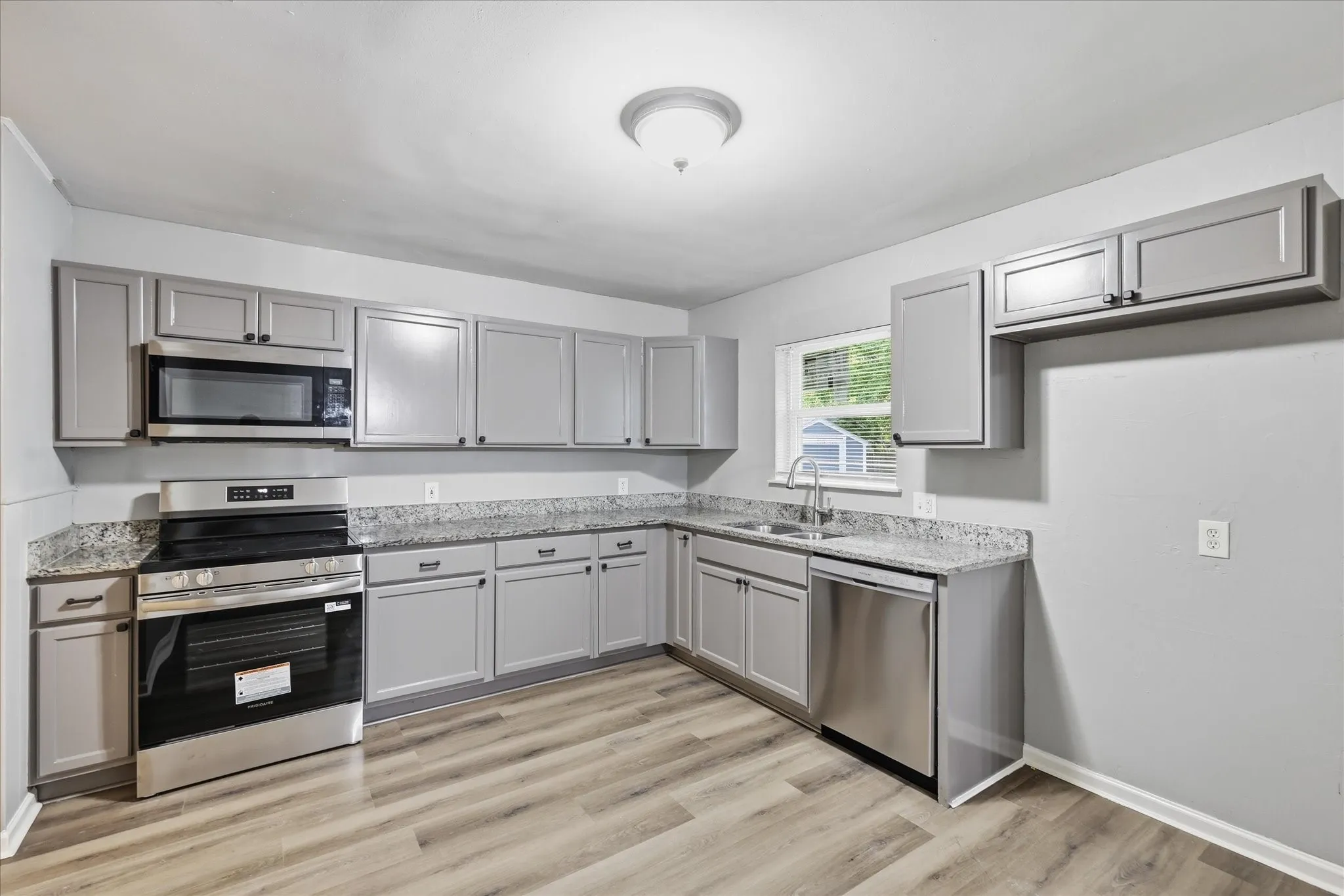 Single Family Residence For Sale in Dallas County , 2129 Gaylord Drive, Dallas, Texas 75227, 4 Bedroom, 2 Bathroom, Garage spaces, 1,567 Sqft, built in 1953, mls#21288025, Real Estate Agent in Dallas, Homes For Sale in Dallas county, Homes For Sale in Dallas, Realtor in Dallas Texas, Real Estate Brokerage Independent Realty Texas, Luminita Cordes Realtor