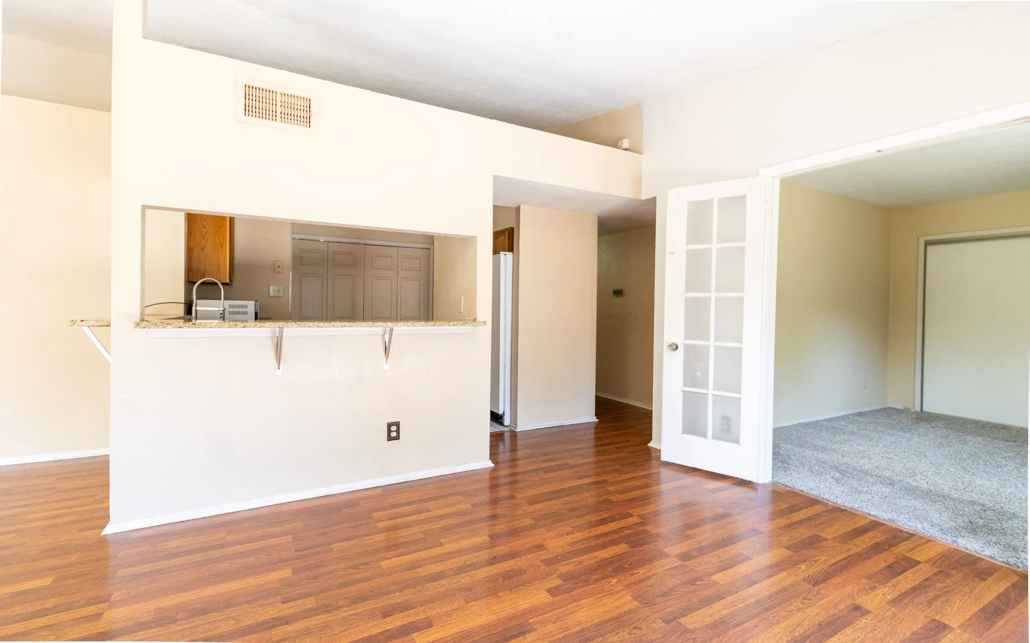 Single Family Residence For Sale in Tarrant County , 2910 Galemeadow Drive, Fort Worth, Texas 76123, 3 Bedroom, 2 Bathroom, 2 Garage spaces, 1,269 Sqft, built in 1984, mls#21343485, Real Estate Agent in Fort Worth, Homes For Sale in Tarrant county, Homes For Sale in Fort Worth, Realtor in Fort Worth Texas, Real Estate Brokerage Independent Realty Texas, Luminita Cordes Realtor