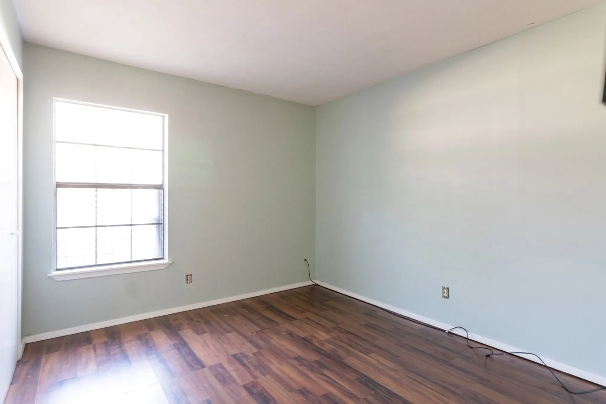 Single Family Residence For Sale in Tarrant County , 2910 Galemeadow Drive, Fort Worth, Texas 76123, 3 Bedroom, 2 Bathroom, 2 Garage spaces, 1,269 Sqft, built in 1984, mls#21343485, Real Estate Agent in Fort Worth, Homes For Sale in Tarrant county, Homes For Sale in Fort Worth, Realtor in Fort Worth Texas, Real Estate Brokerage Independent Realty Texas, Luminita Cordes Realtor