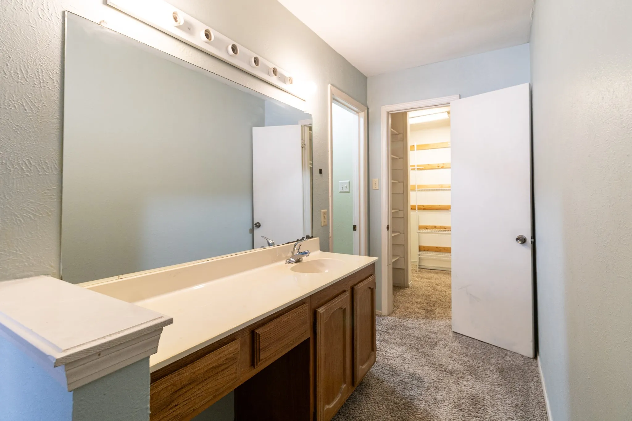 Single Family Residence For Sale in Tarrant County , 2910 Galemeadow Drive, Fort Worth, Texas 76123, 3 Bedroom, 2 Bathroom, 2 Garage spaces, 1,269 Sqft, built in 1984, mls#21343485, Real Estate Agent in Fort Worth, Homes For Sale in Tarrant county, Homes For Sale in Fort Worth, Realtor in Fort Worth Texas, Real Estate Brokerage Independent Realty Texas, Luminita Cordes Realtor