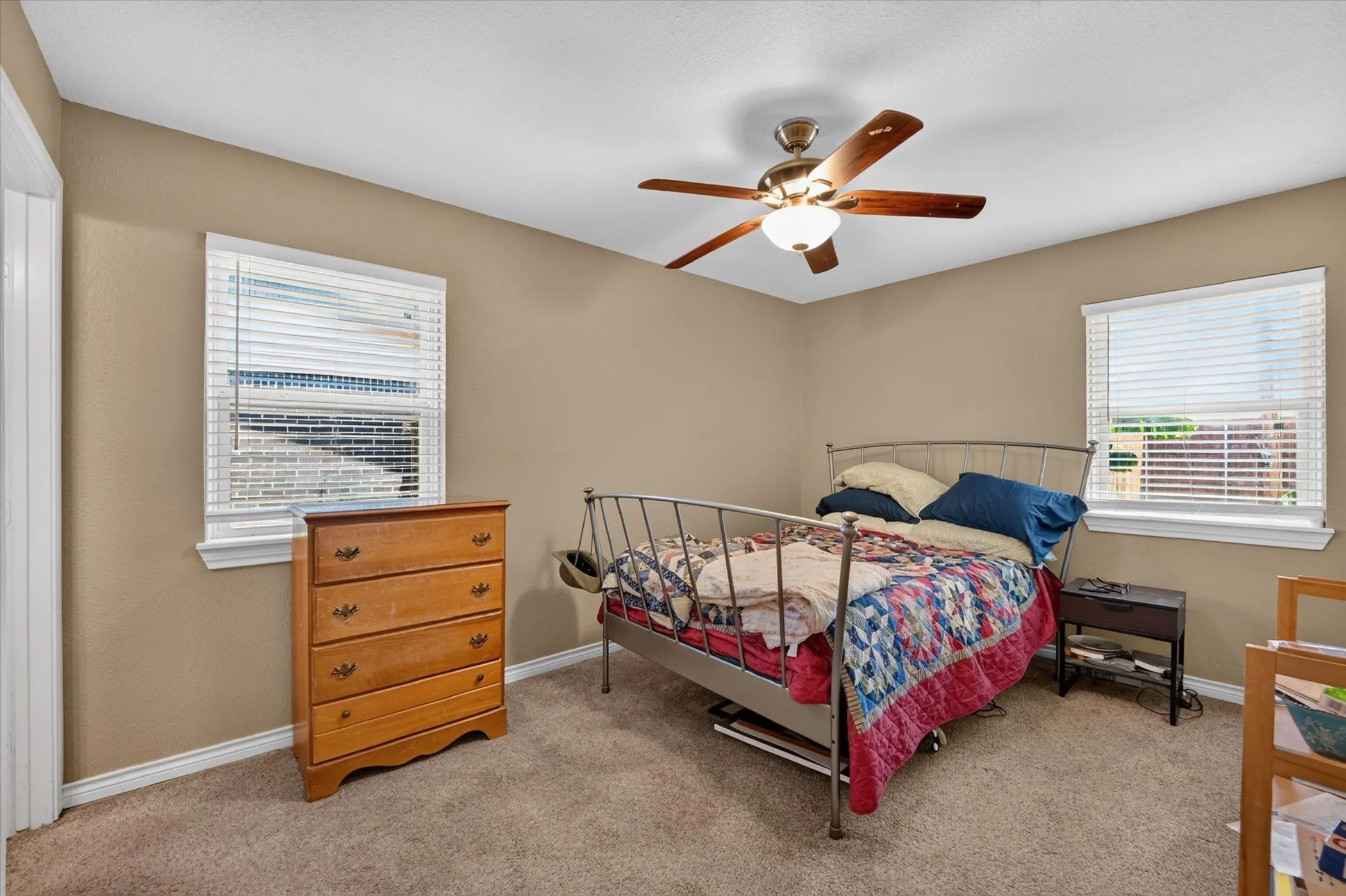 Single Family Residence For Sale in Denton County , 250 S Shore Place, Lewisville, Texas 75067, 3 Bedroom, 2 Bathroom, 2 Garage spaces, 1,228 Sqft, built in 1962, mls#21342634, Real Estate Agent in Lewisville, Homes For Sale in Denton county, Homes For Sale in Lewisville, Realtor in Lewisville Texas, Real Estate Brokerage Independent Realty Texas, Luminita Cordes Realtor