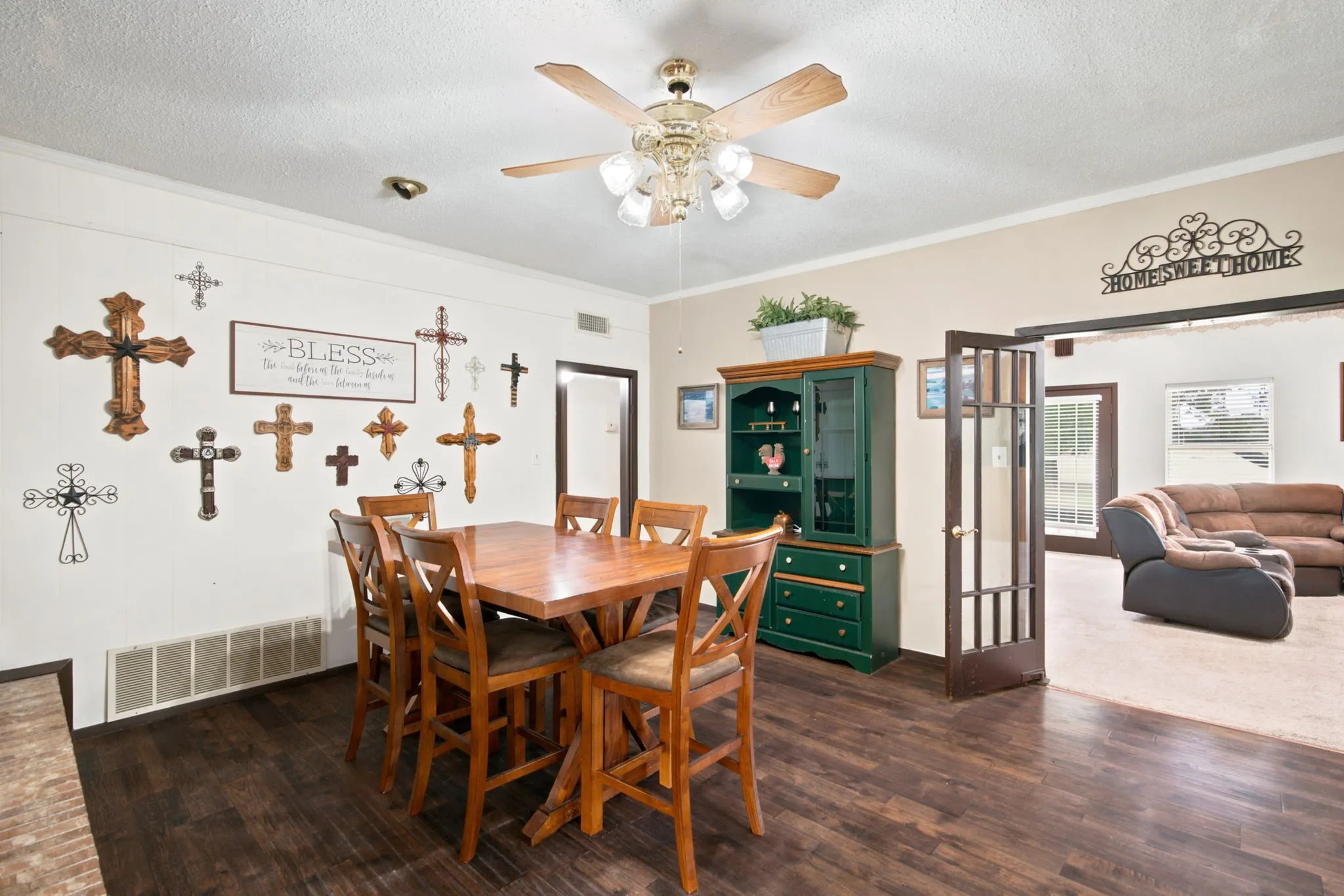 Single Family Residence For Sale in Eastland County , 618 Highway 2731, Rising Star, Texas 76471, 4 Bedroom, 2 Bathroom, 2 Garage spaces, 2,320 Sqft, built in 1980, mls#21343264, Real Estate Agent in Rising Star, Homes For Sale in Eastland county, Homes For Sale in Rising Star, Realtor in Rising Star Texas, Real Estate Brokerage Independent Realty Texas, Luminita Cordes Realtor