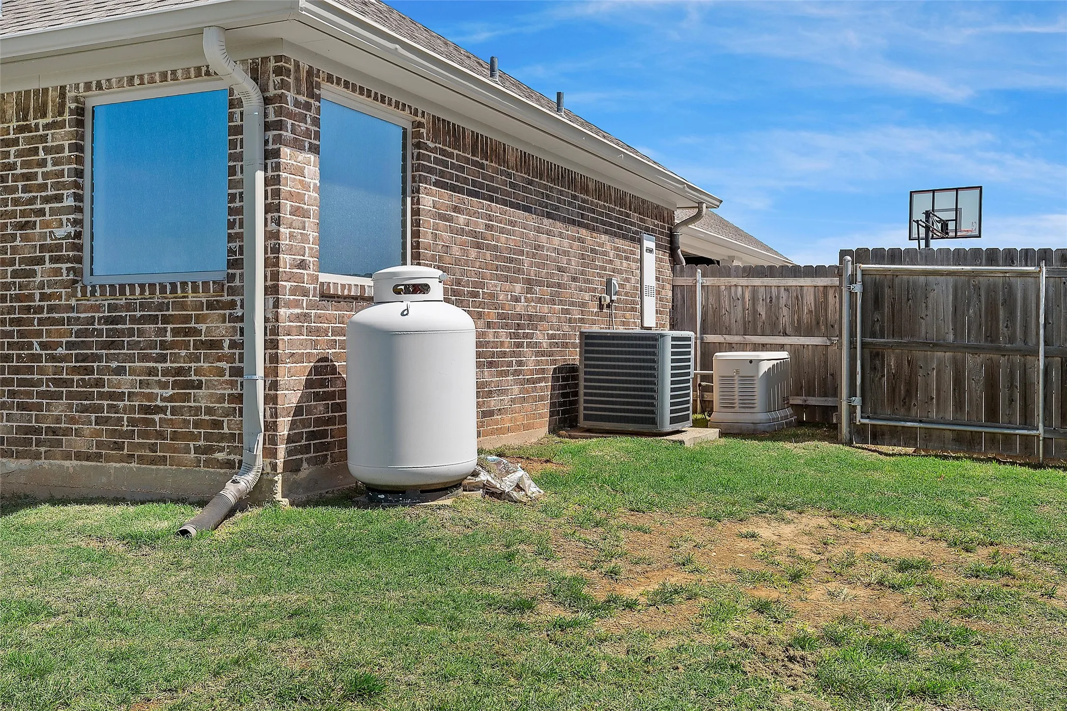 Single Family Residence For Sale in Mc Lennan County , 23 Independence Trail, Waco, Texas 76708, 4 Bedroom, 3 Bathroom, 3 Garage spaces, 2,842 Sqft, built in 2017, mls#21343380, Real Estate Agent in Waco, Homes For Sale in Mc Lennan county, Homes For Sale in Waco, Realtor in Waco Texas, Real Estate Brokerage Independent Realty Texas, Luminita Cordes Realtor