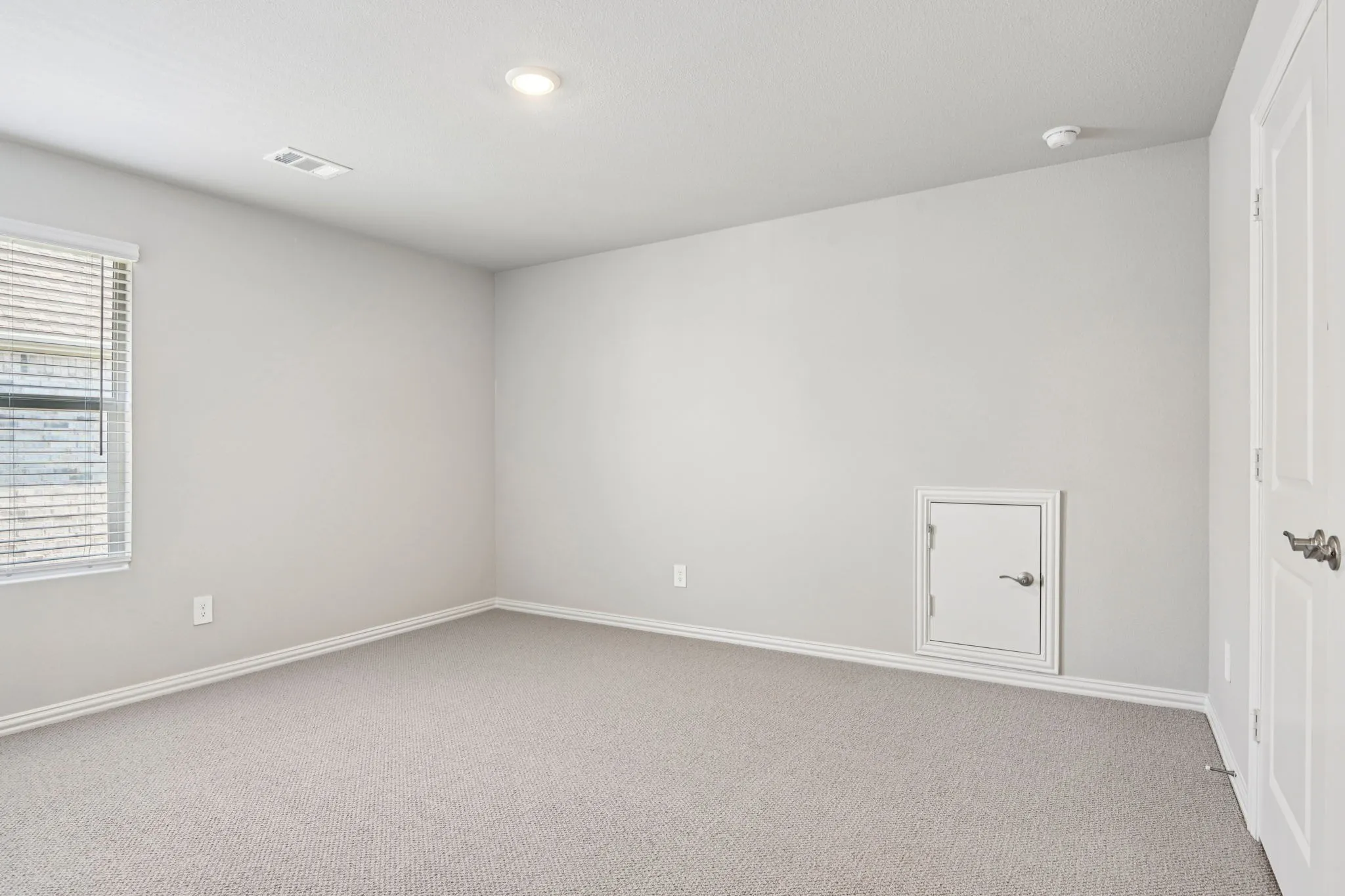 Photo is not of the actual home, but is an inspirational photo of builder’s model home and may depict options, furnishings, and/or decorator features that are not included.
