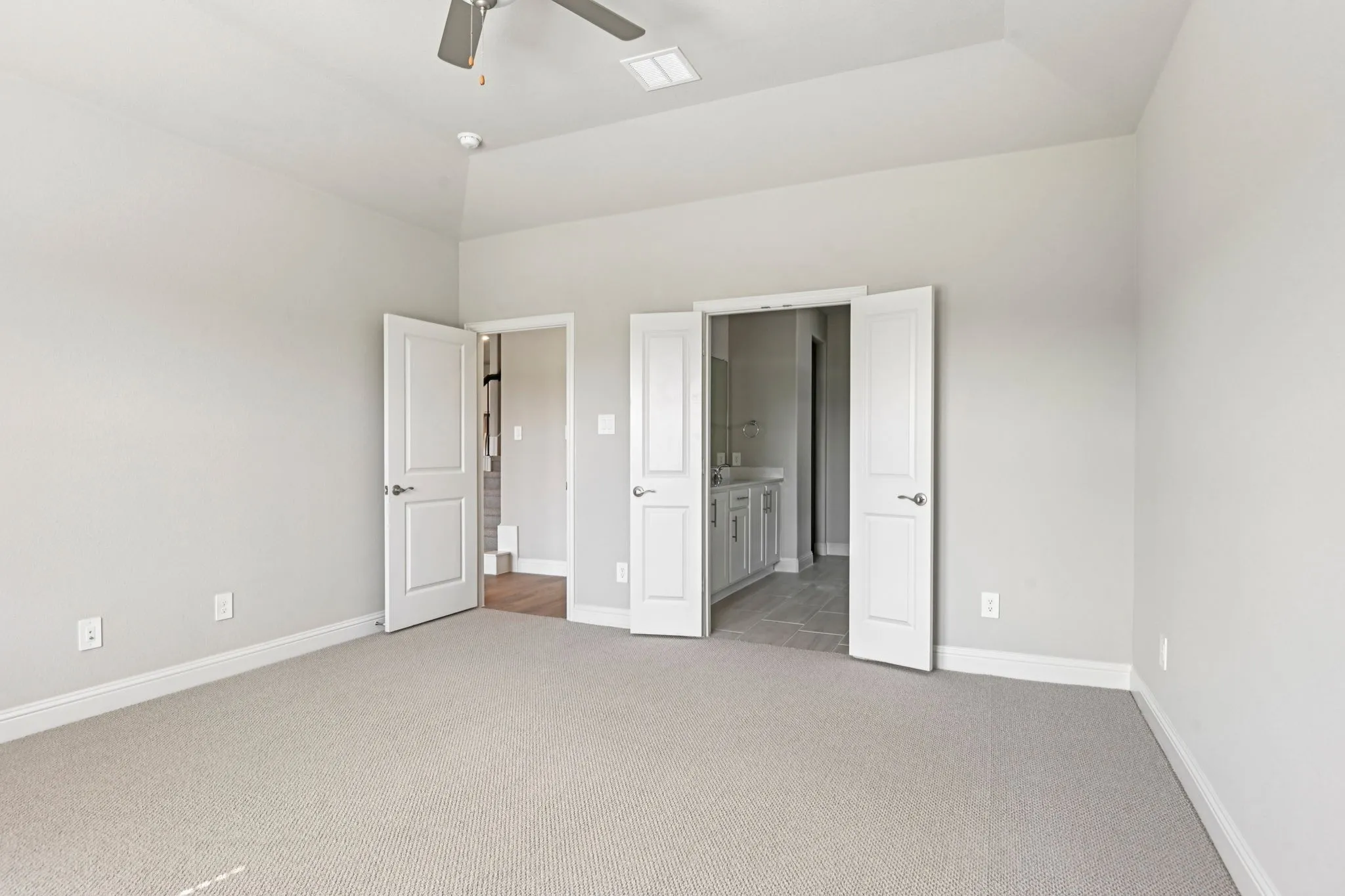 Photo is not of the actual home, but is an inspirational photo of builder’s model home and may depict options, furnishings, and/or decorator features that are not included.