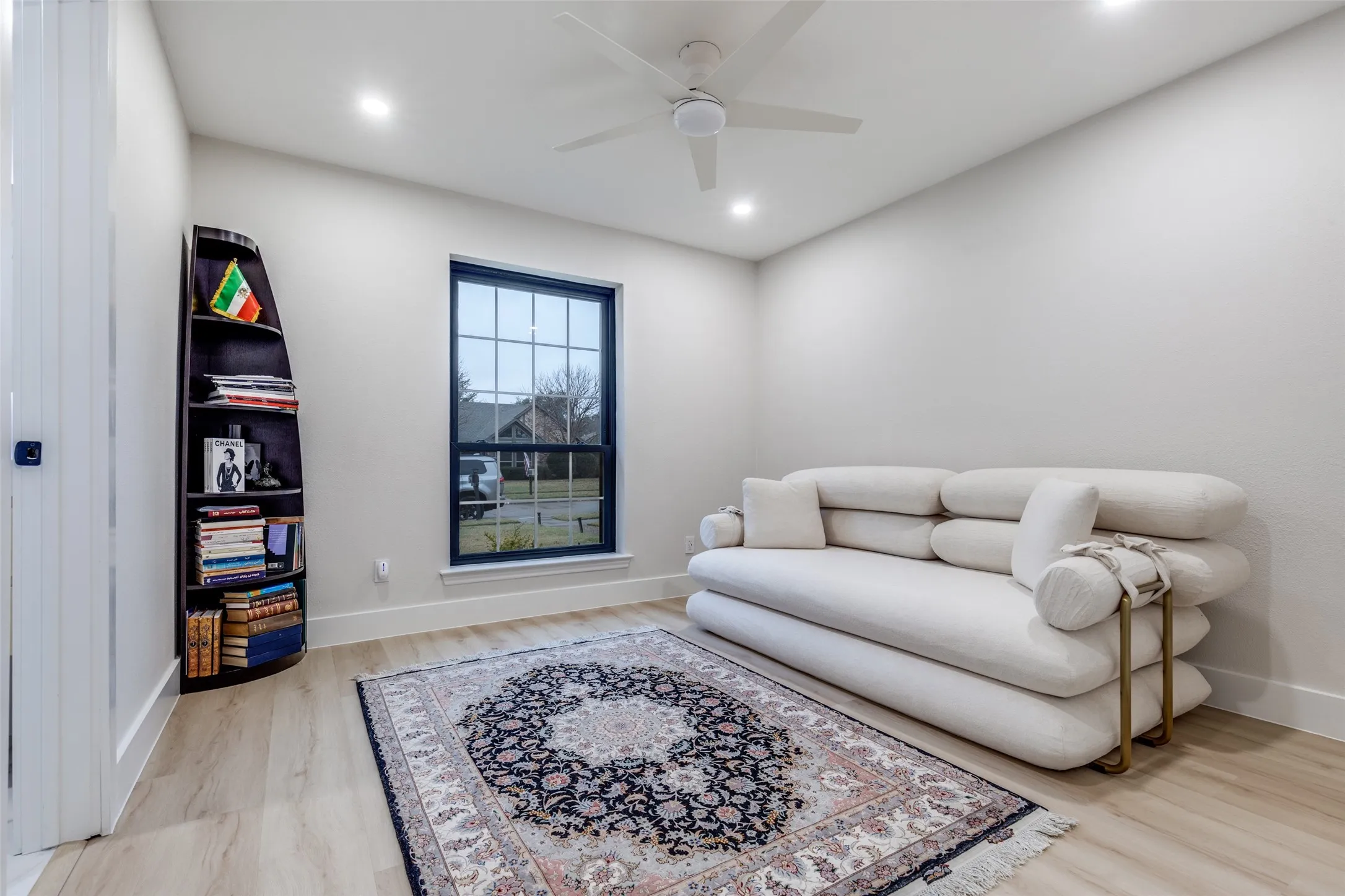 Another bedroom that can be used for whatever you like! Sitting room, gym, you name it!
