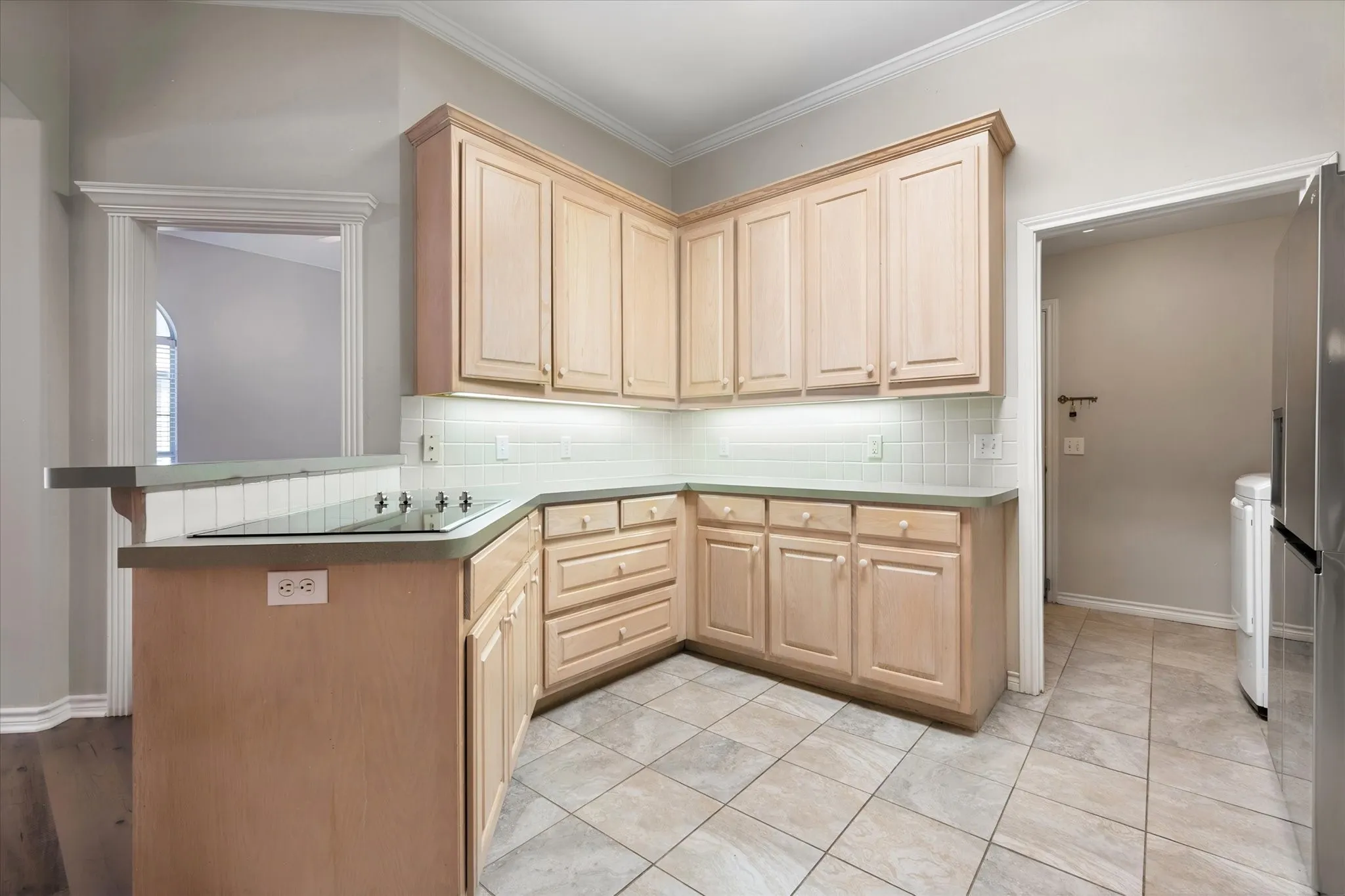 Duplex For Rent in Tarrant County , 2313 Ragland Road, Mansfield, Texas 76063, 3 Bedroom, 2 Bathroom, 2 Garage spaces, 1,551 Sqft, built in 1999, mls#21343495, Real Estate Agent in Mansfield, Homes For Rent in Tarrant county, Homes For Rent in Mansfield, Realtor in Mansfield Texas, Real Estate Brokerage Independent Realty Texas, Luminita Cordes Realtor