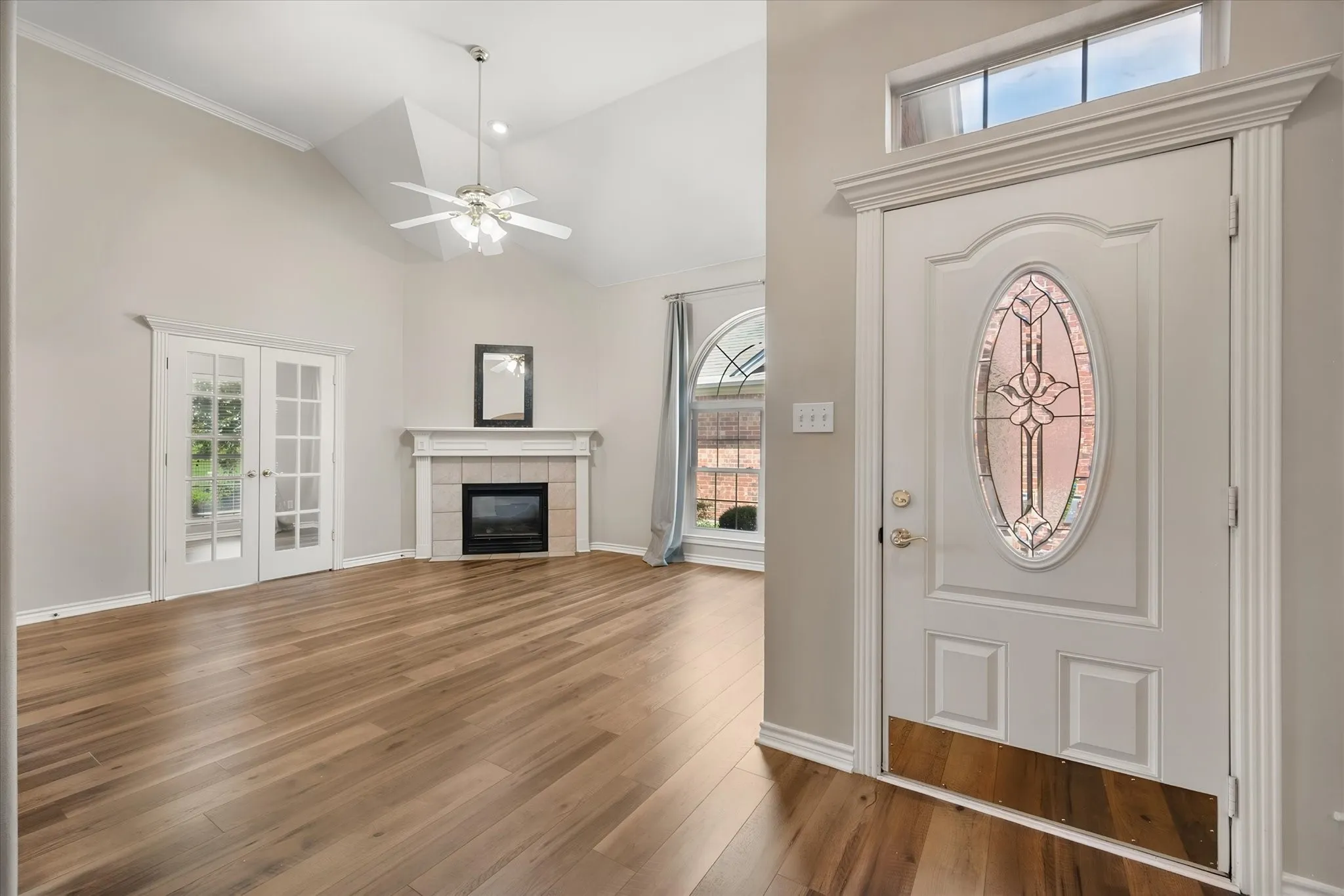 Duplex For Rent in Tarrant County , 2313 Ragland Road, Mansfield, Texas 76063, 3 Bedroom, 2 Bathroom, 2 Garage spaces, 1,551 Sqft, built in 1999, mls#21343495, Real Estate Agent in Mansfield, Homes For Rent in Tarrant county, Homes For Rent in Mansfield, Realtor in Mansfield Texas, Real Estate Brokerage Independent Realty Texas, Luminita Cordes Realtor