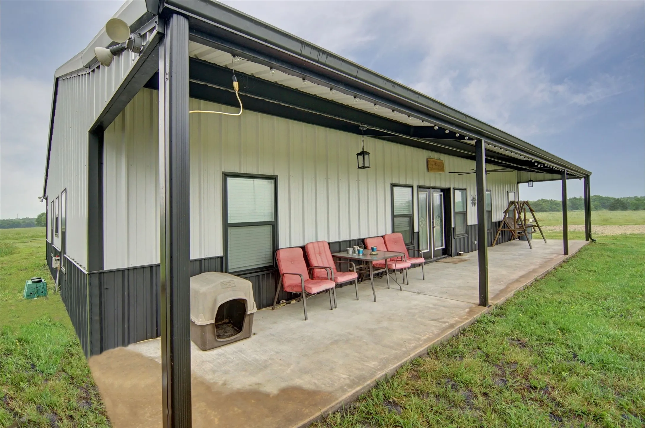 Farm For Sale in Hunt County , 7400 County Road 4726, Wolfe City, Texas 75496, 3 Bedroom, 2 Bathroom, Garage spaces, 1,972 Sqft, built in 2018, mls#21343342, Real Estate Agent in Wolfe City, Homes For Sale in Hunt county, Homes For Sale in Wolfe City, Realtor in Wolfe City Texas, Real Estate Brokerage Independent Realty Texas, Luminita Cordes Realtor