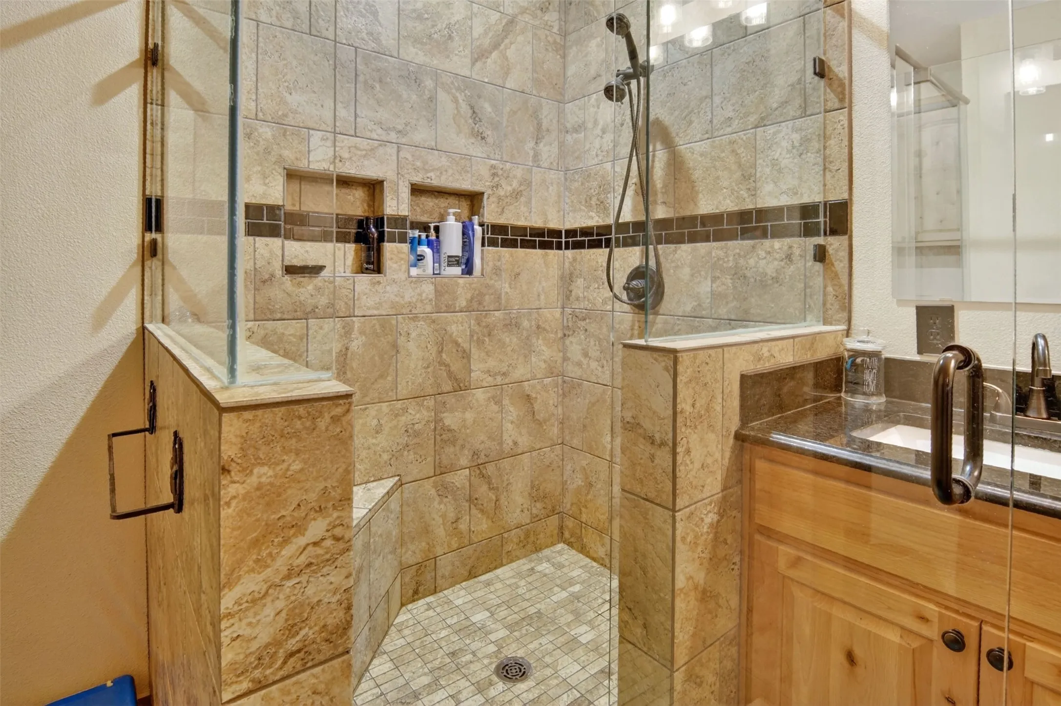 Farm For Sale in Hunt County , 7400 County Road 4726, Wolfe City, Texas 75496, 3 Bedroom, 2 Bathroom, Garage spaces, 1,972 Sqft, built in 2018, mls#21343342, Real Estate Agent in Wolfe City, Homes For Sale in Hunt county, Homes For Sale in Wolfe City, Realtor in Wolfe City Texas, Real Estate Brokerage Independent Realty Texas, Luminita Cordes Realtor