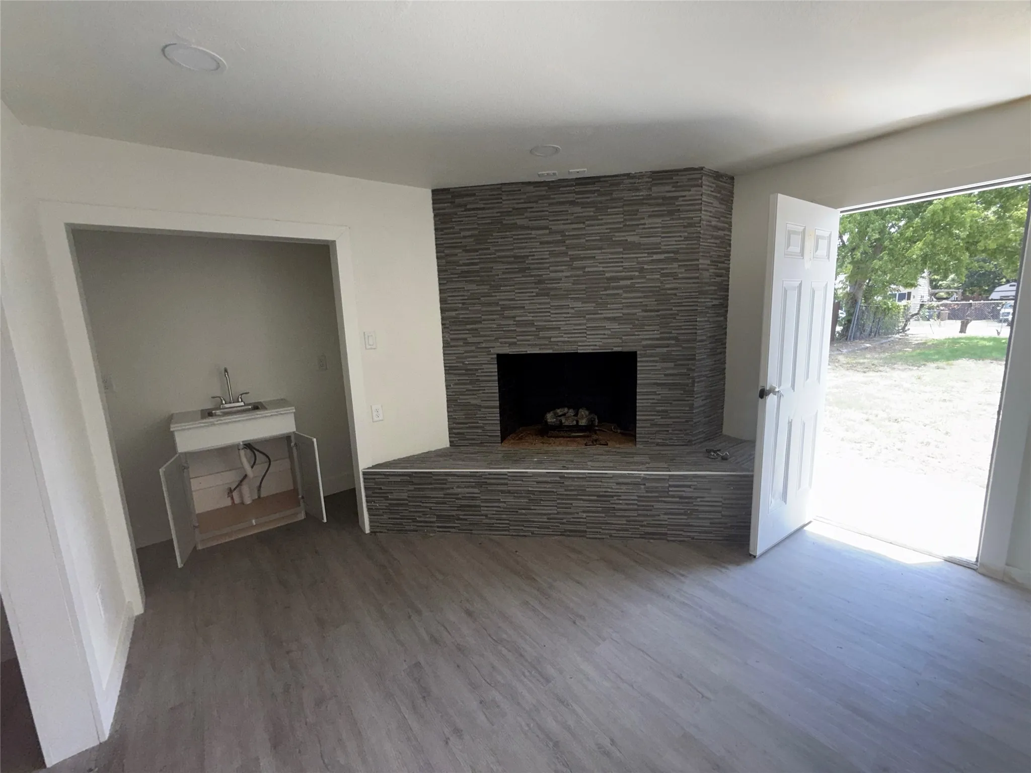 Living area #1