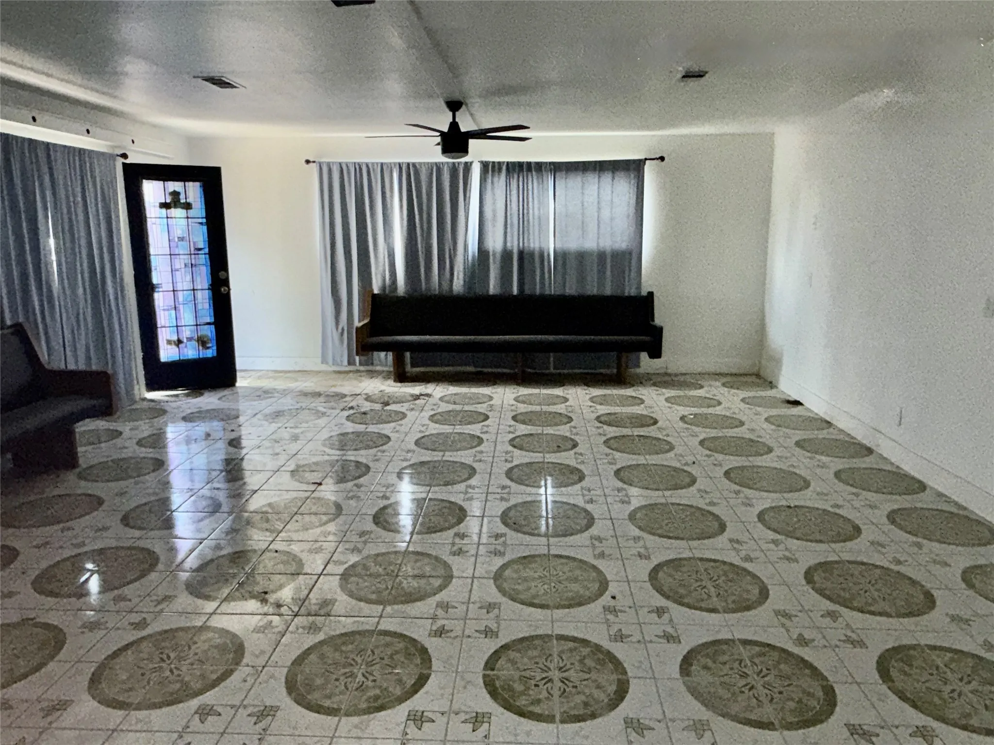 View two of barber shop