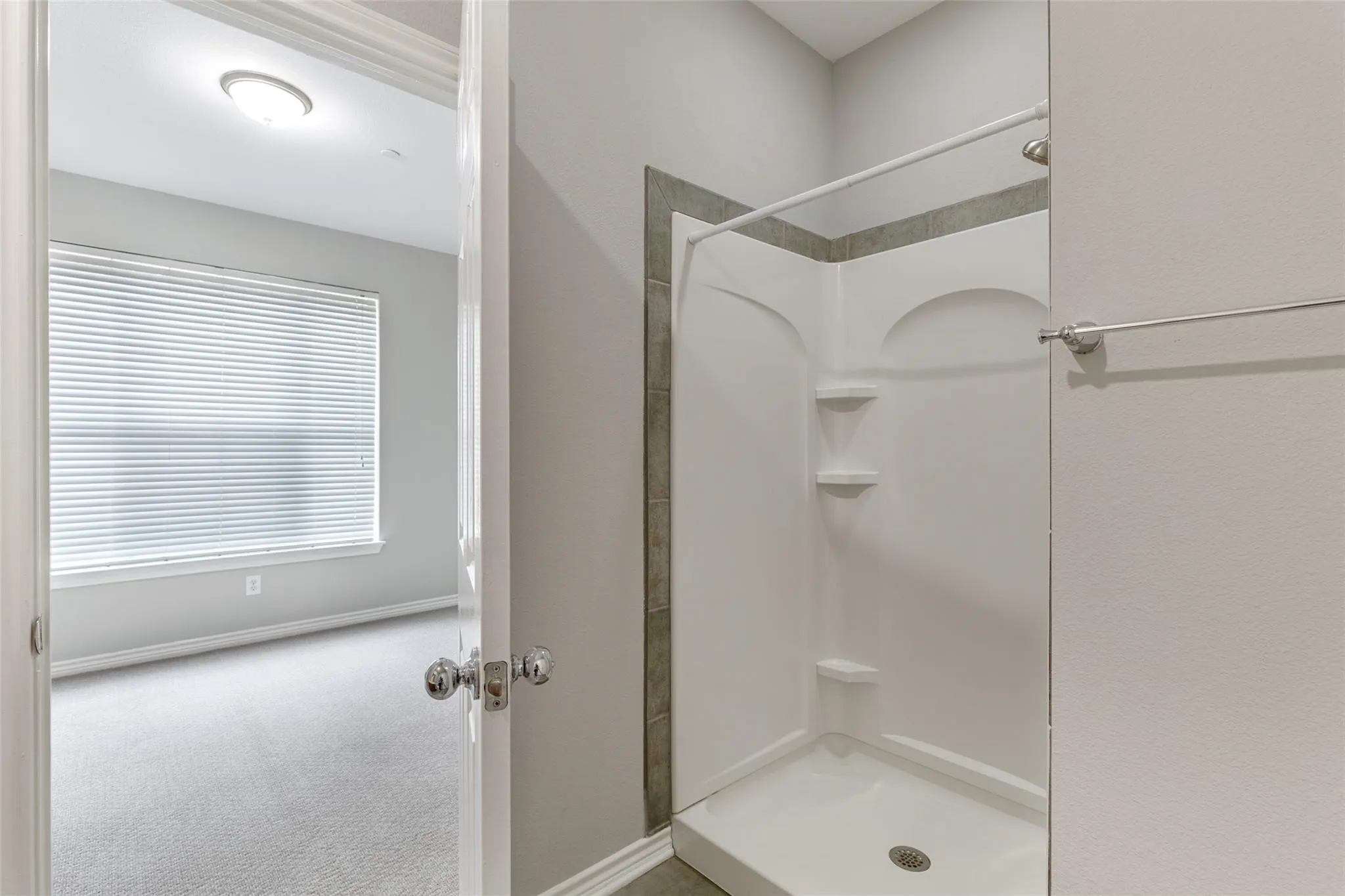 Townhouse For Rent in Dallas County , 4121 Mckinney Avenue 6, Dallas, Texas 75204, 2 Bedroom, 3 Bathroom, 2 Garage spaces, 1,880 Sqft, built in 2003, mls#21338148, Real Estate Agent in Dallas, Homes For Rent in Dallas county, Homes For Rent in Dallas, Realtor in Dallas Texas, Real Estate Brokerage Independent Realty Texas, Luminita Cordes Realtor