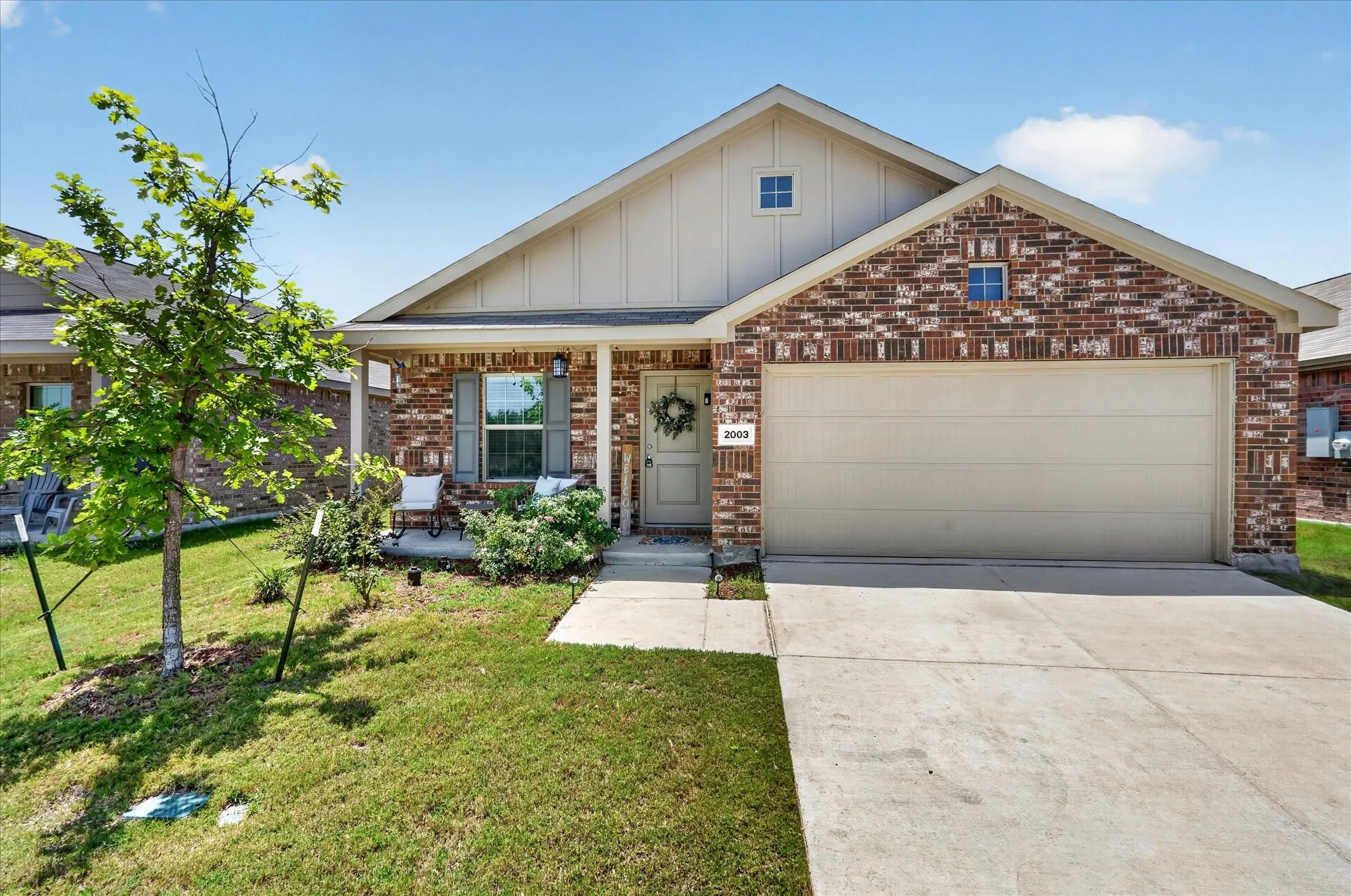 Single Family Residence For Rent in Ellis County , 2003 Ava Drive, Ennis, Texas 75119, 3 Bedroom, 2 Bathroom, 2 Garage spaces, 1,500 Sqft, built in 2023, mls#21343347, Real Estate Agent in Ennis, Homes For Rent in Ellis county, Homes For Rent in Ennis, Realtor in Ennis Texas, Real Estate Brokerage Independent Realty Texas, Luminita Cordes Realtor