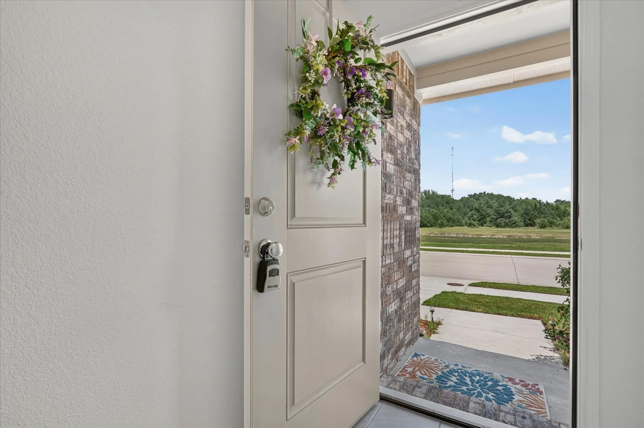 Single Family Residence For Rent in Ellis County , 2003 Ava Drive, Ennis, Texas 75119, 3 Bedroom, 2 Bathroom, 2 Garage spaces, 1,500 Sqft, built in 2023, mls#21343347, Real Estate Agent in Ennis, Homes For Rent in Ellis county, Homes For Rent in Ennis, Realtor in Ennis Texas, Real Estate Brokerage Independent Realty Texas, Luminita Cordes Realtor