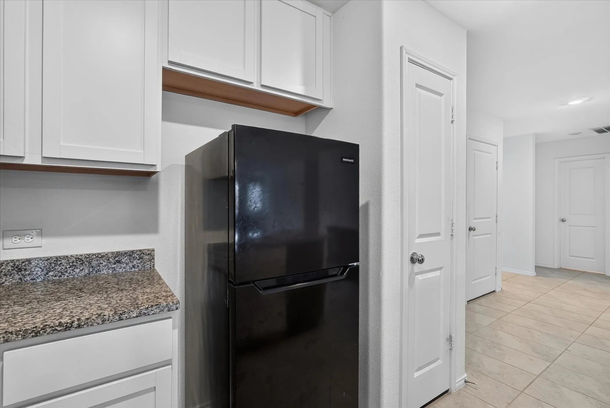 Full size area for Fridge