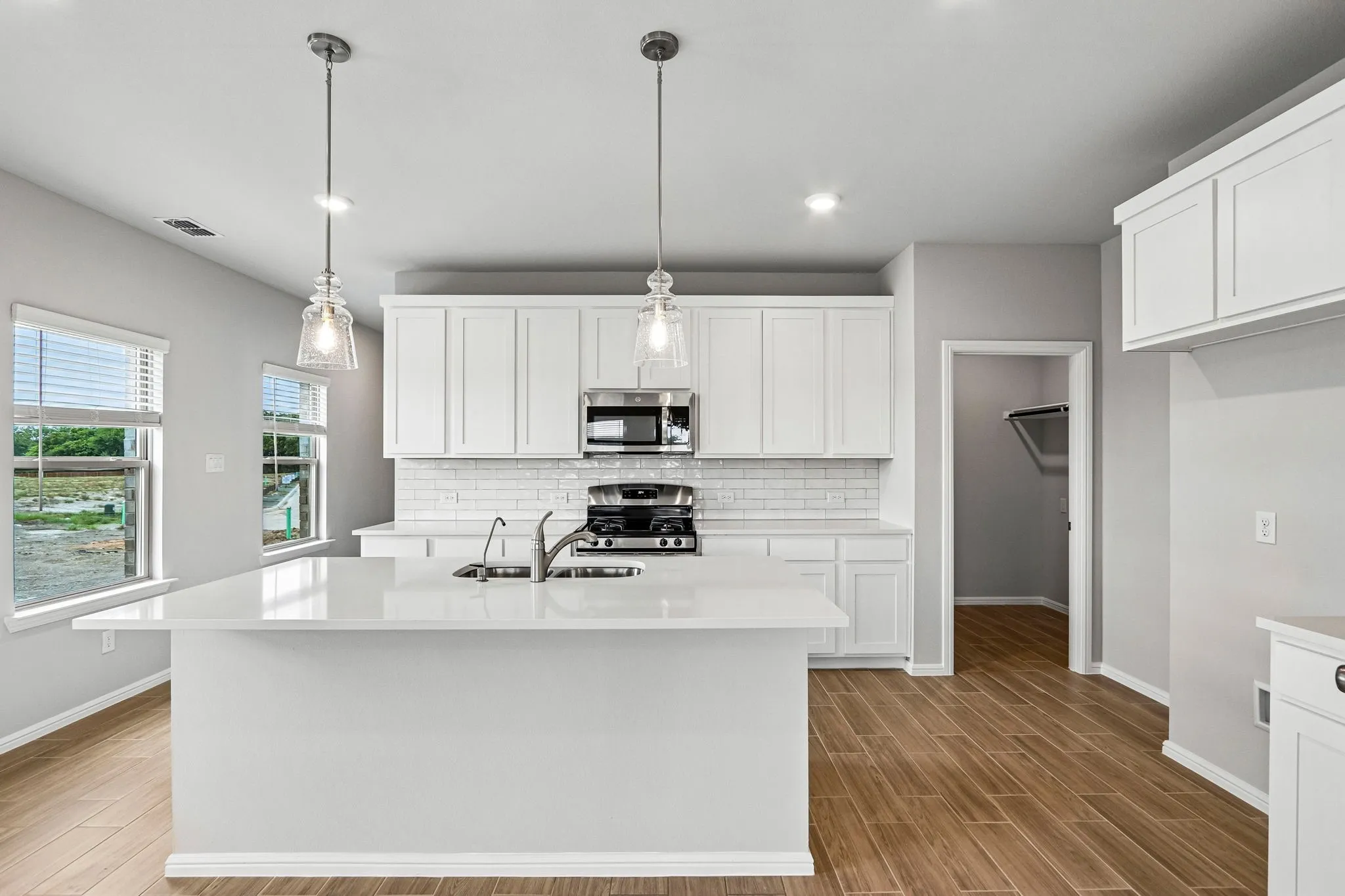 Single Family Residence For Sale in Grayson County , 1295 Wild Cherry Way, Van Alstyne, Texas 75495, 4 Bedroom, 3 Bathroom, 2 Garage spaces, 2,155 Sqft, built in 2026, mls#21333382, Real Estate Agent in Van Alstyne, Homes For Sale in Grayson county, Homes For Sale in Van Alstyne, Realtor in Van Alstyne Texas, Real Estate Brokerage Independent Realty Texas, Luminita Cordes Realtor