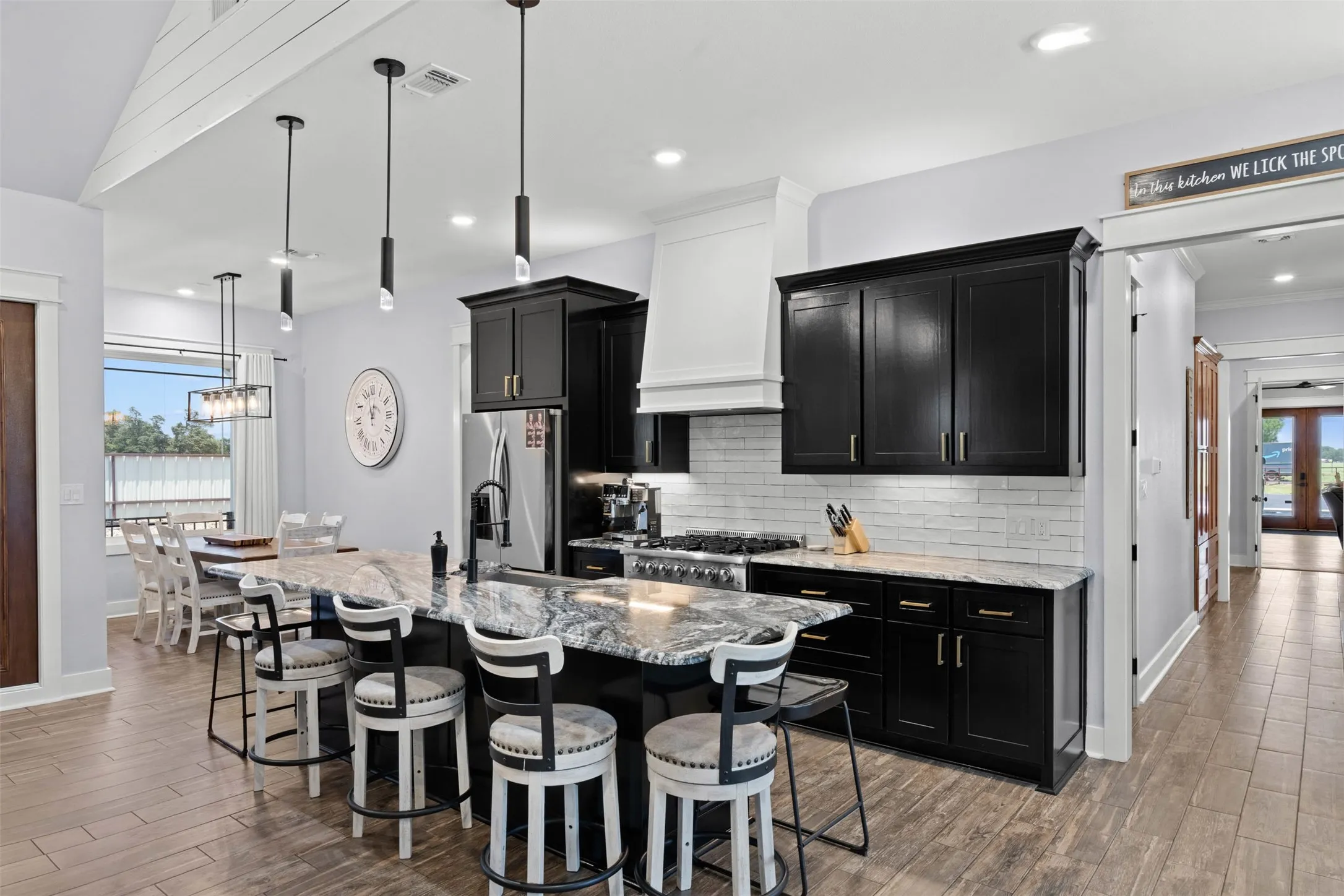 Single Family Residence For Sale in Van Zandt County , 1218 VZ County Road 4133, Canton, Texas 75103, 5 Bedroom, 4 Bathroom, Garage spaces, 3,619 Sqft, built in 2020, mls#21343545, Real Estate Agent in Canton, Homes For Sale in Van Zandt county, Homes For Sale in Canton, Realtor in Canton Texas, Real Estate Brokerage Independent Realty Texas, Luminita Cordes Realtor