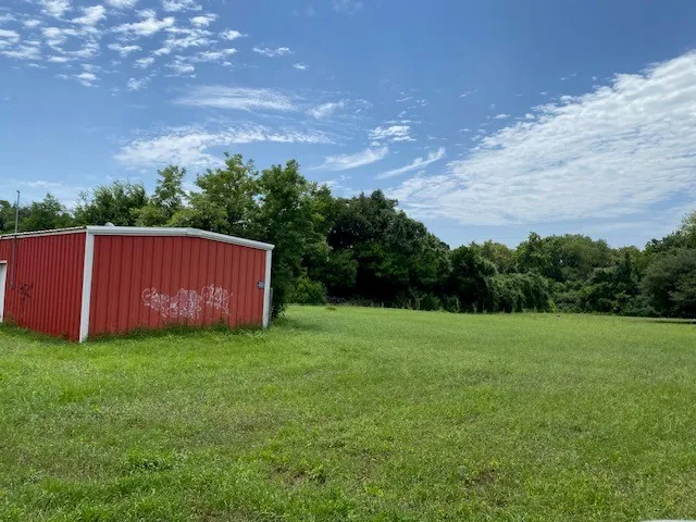 Business For Sale in Henderson County , 617 W Corsicana Street, Athens, Texas 75751, 0, 0, Garage spaces, 0 Sqft, built in 1981, mls#21343548, Real Estate Agent in Athens, Homes For Sale in Henderson county, Homes For Sale in Athens, Realtor in Athens Texas, Real Estate Brokerage Independent Realty Texas, Luminita Cordes Realtor