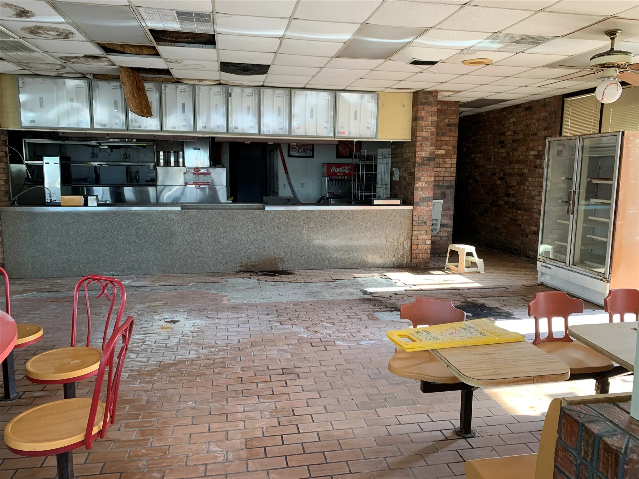 Business For Sale in Henderson County , 617 W Corsicana Street, Athens, Texas 75751, 0, 0, Garage spaces, 0 Sqft, built in 1981, mls#21343548, Real Estate Agent in Athens, Homes For Sale in Henderson county, Homes For Sale in Athens, Realtor in Athens Texas, Real Estate Brokerage Independent Realty Texas, Luminita Cordes Realtor
