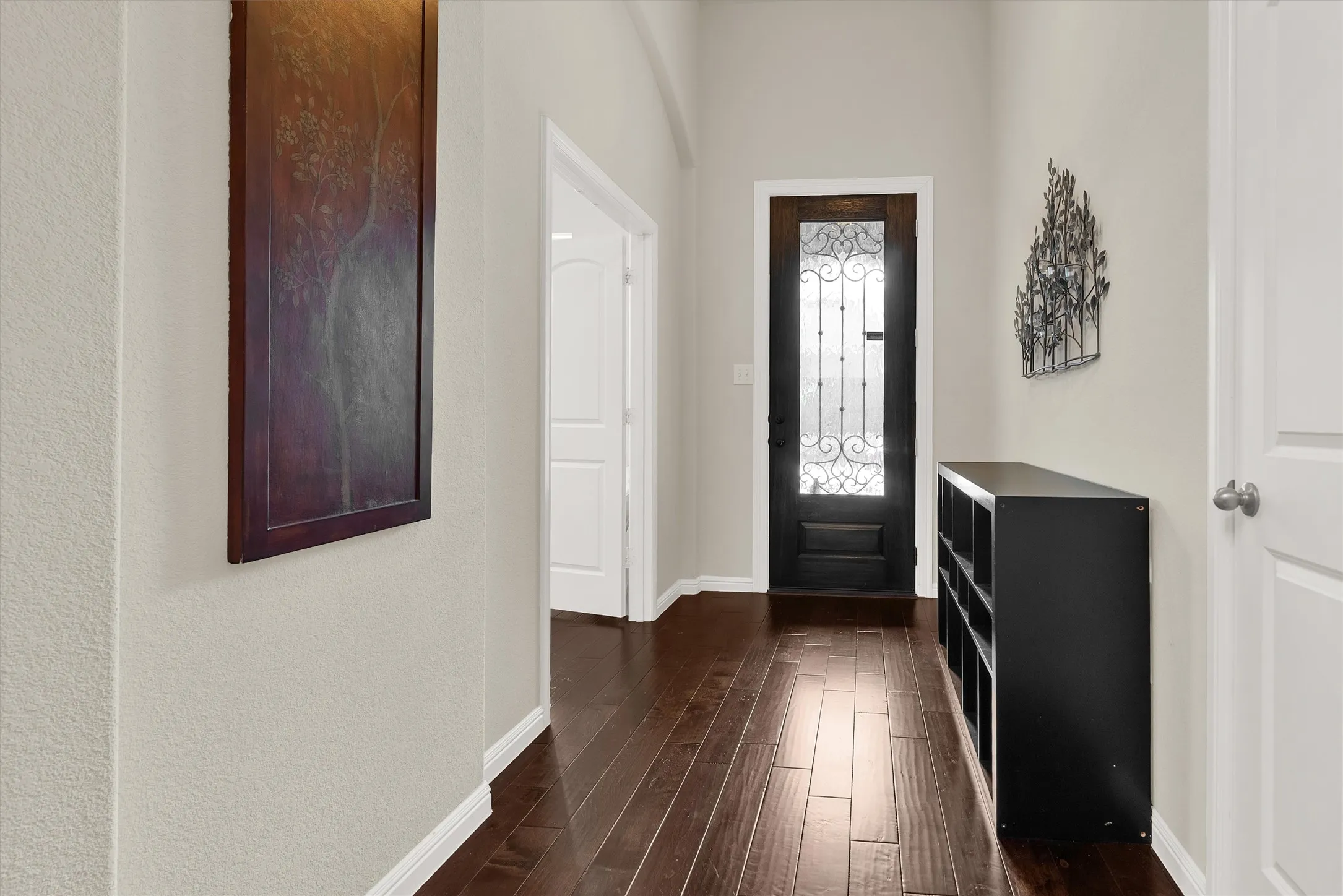 Single Family Residence For Sale in Dallas County , 4005 Hawthorne Drive, Sachse, Texas 75048, 3 Bedroom, 2 Bathroom, 2 Garage spaces, 2,187 Sqft, built in 2014, mls#21342861, Real Estate Agent in Sachse, Homes For Sale in Dallas county, Homes For Sale in Sachse, Realtor in Sachse Texas, Real Estate Brokerage Independent Realty Texas, Luminita Cordes Realtor