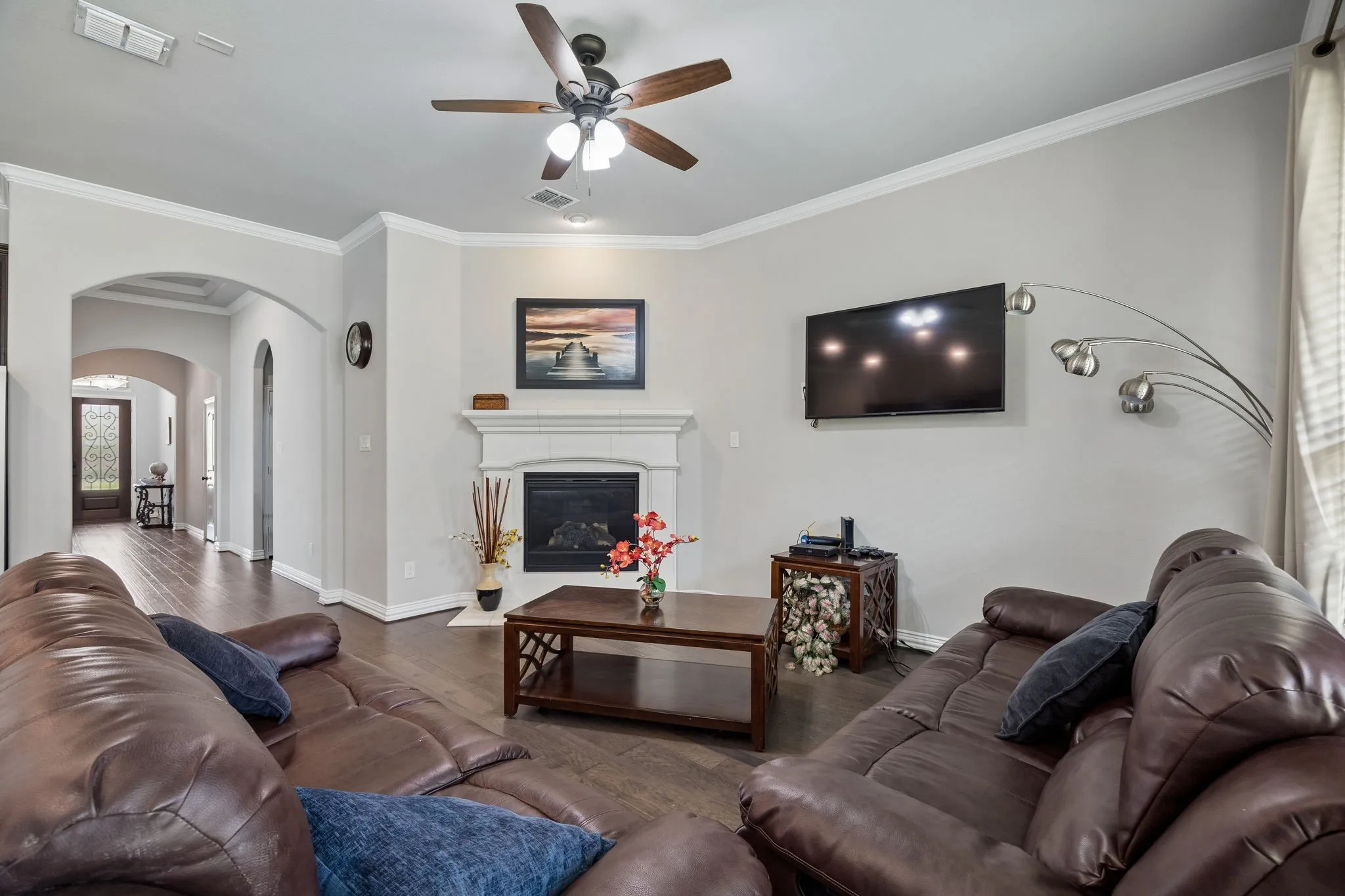 Single Family Residence For Sale in Dallas County , 3935 Wind Cave Bend, Irving, Texas 75063, 4 Bedrooms, 3 Bathrooms, 2 Garage spaces, 2,160 Sqft, built in 2017, Price $680,000, mls#21343539, Real Estate Agent in Irving, Homes For Sale in Dallas county, Homes For Sale in Irving, Realtor in Irving Texas, Real Estate Brokerage Independent Realty Texas, Luminita Cordes Realtor