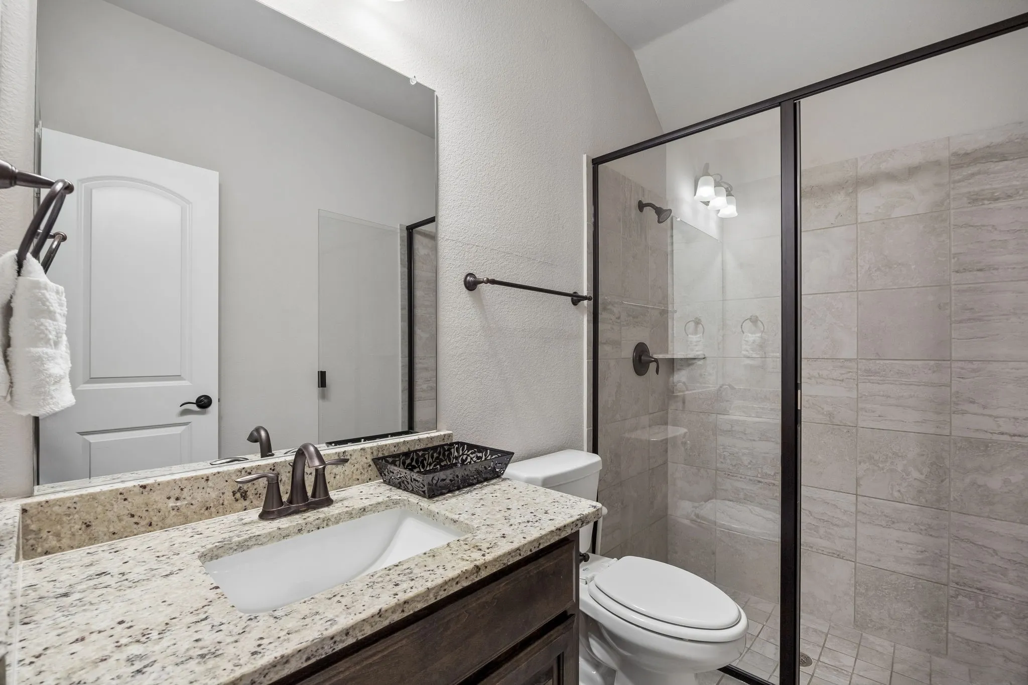 Single Family Residence For Sale in Dallas County , 3935 Wind Cave Bend, Irving, Texas 75063, 4 Bedrooms, 3 Bathrooms, 2 Garage spaces, 2,160 Sqft, built in 2017, Price $680,000, mls#21343539, Real Estate Agent in Irving, Homes For Sale in Dallas county, Homes For Sale in Irving, Realtor in Irving Texas, Real Estate Brokerage Independent Realty Texas, Luminita Cordes Realtor