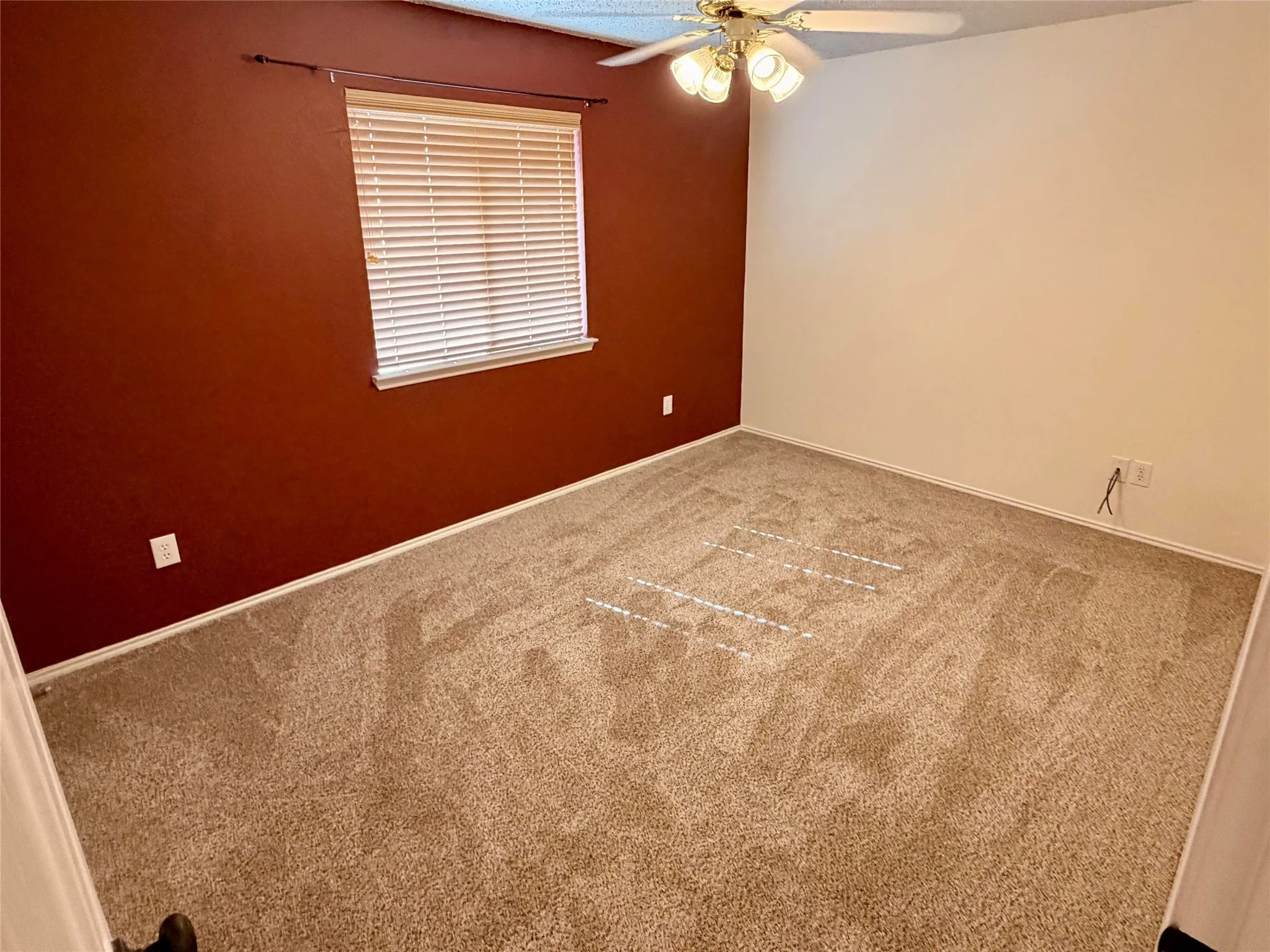 Single Family Residence For Sale in Denton County , 1313 Dakota Trail, Krum, Texas 76249, 3 Bedrooms, 3 Bathrooms, 2 Garage spaces, 2,207 Sqft, built in 2003, Price $330,000, mls#21343569, Real Estate Agent in Krum, Homes For Sale in Denton county, Homes For Sale in Krum, Realtor in Krum Texas, Real Estate Brokerage Independent Realty Texas, Luminita Cordes Realtor