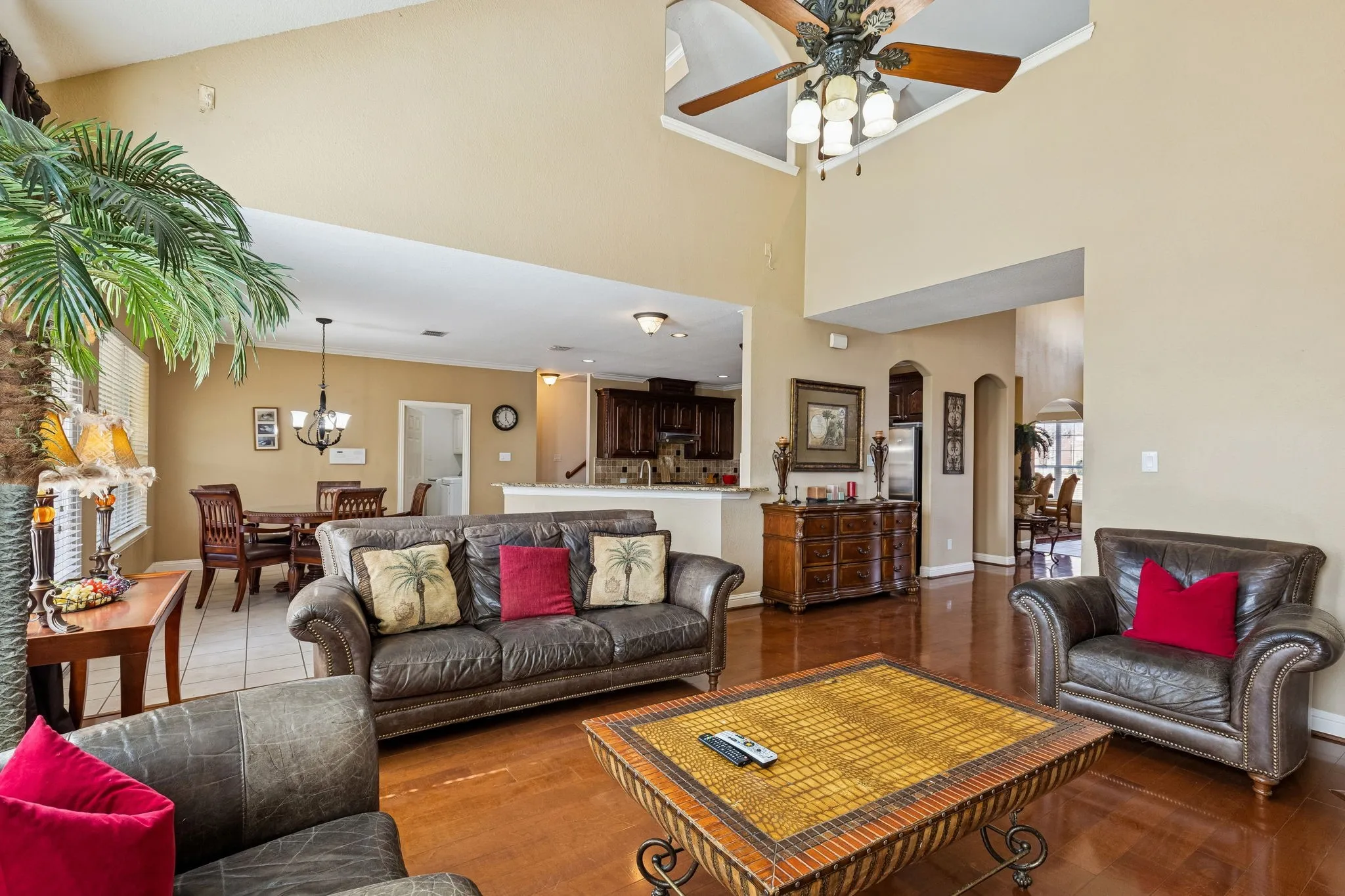 Single Family Residence For Sale in Dallas County , 1200 Cedar Valley Drive, Irving, Texas 75063, 5 Bedroom, 4 Bathroom, 2 Garage spaces, 4,041 Sqft, built in 2002, mls#21343567, Real Estate Agent in Irving, Homes For Sale in Dallas county, Homes For Sale in Irving, Realtor in Irving Texas, Real Estate Brokerage Independent Realty Texas, Luminita Cordes Realtor