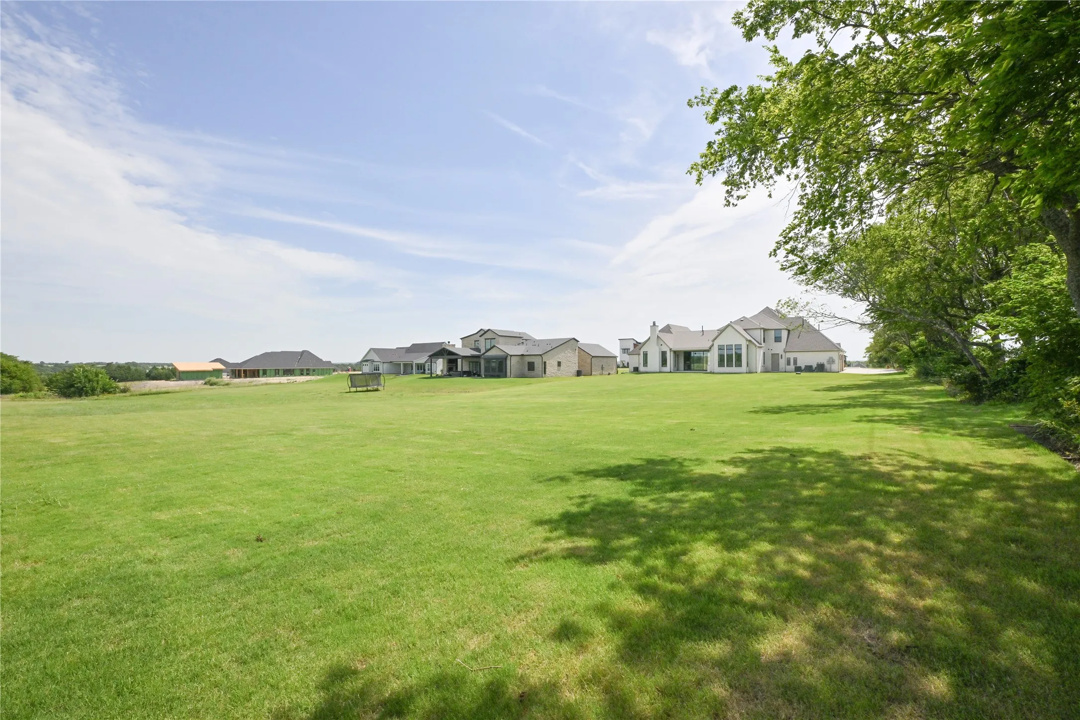 Single Family Residence For Sale in Grayson County , 102 Deer Crossing Road, Gunter, Texas 75058, 5 Bedroom, 6 Bathroom, 3 Garage spaces, 5,613 Sqft, built in 2026, mls#21343547, Real Estate Agent in Gunter, Homes For Sale in Grayson county, Homes For Sale in Gunter, Realtor in Gunter Texas, Real Estate Brokerage Independent Realty Texas, Luminita Cordes Realtor