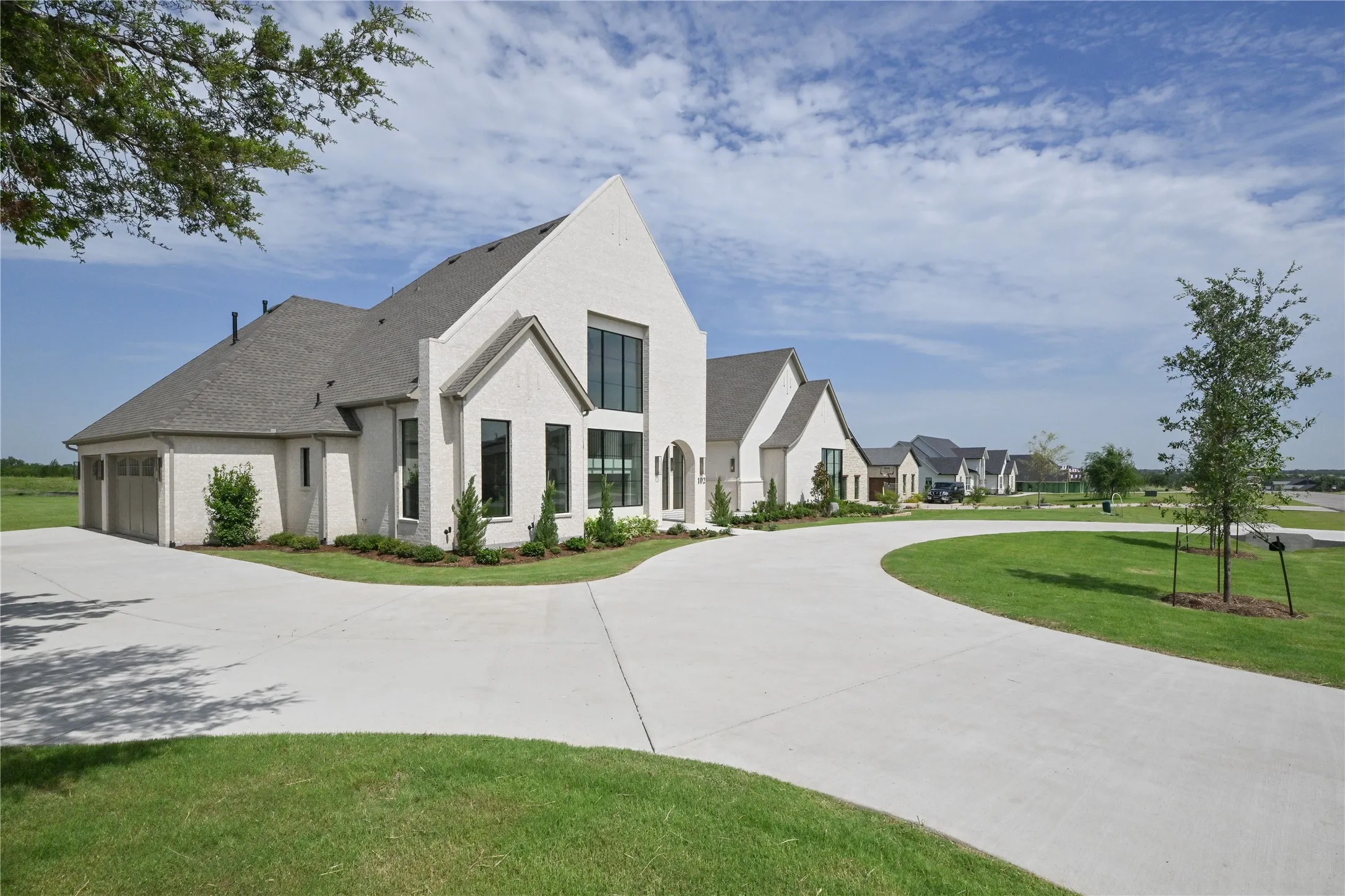 Single Family Residence For Sale in Grayson County , 102 Deer Crossing Road, Gunter, Texas 75058, 5 Bedroom, 6 Bathroom, 3 Garage spaces, 5,613 Sqft, built in 2026, mls#21343547, Real Estate Agent in Gunter, Homes For Sale in Grayson county, Homes For Sale in Gunter, Realtor in Gunter Texas, Real Estate Brokerage Independent Realty Texas, Luminita Cordes Realtor