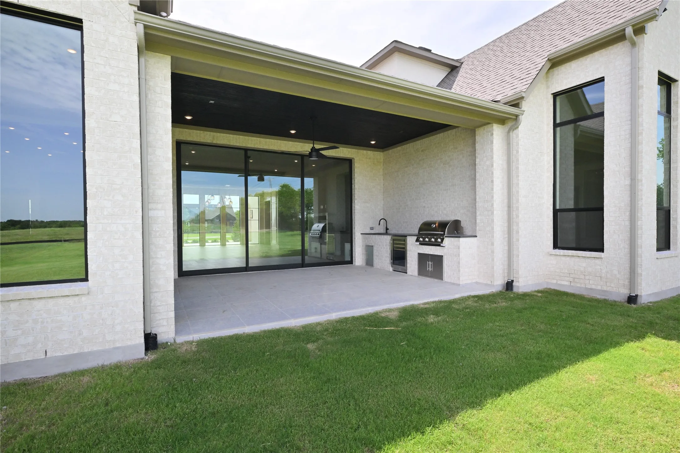 Single Family Residence For Sale in Grayson County , 102 Deer Crossing Road, Gunter, Texas 75058, 5 Bedroom, 6 Bathroom, 3 Garage spaces, 5,613 Sqft, built in 2026, mls#21343547, Real Estate Agent in Gunter, Homes For Sale in Grayson county, Homes For Sale in Gunter, Realtor in Gunter Texas, Real Estate Brokerage Independent Realty Texas, Luminita Cordes Realtor
